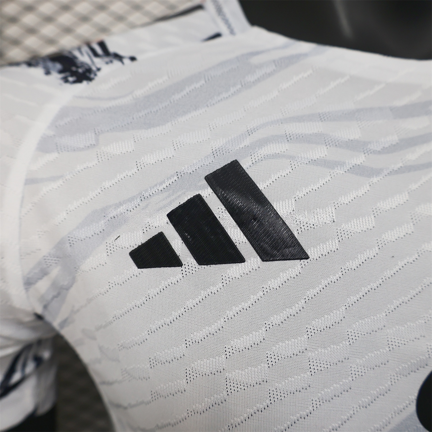 Manchester United 25-26 White Special Edition Jersey - Player Version - Unitedfutballjersey