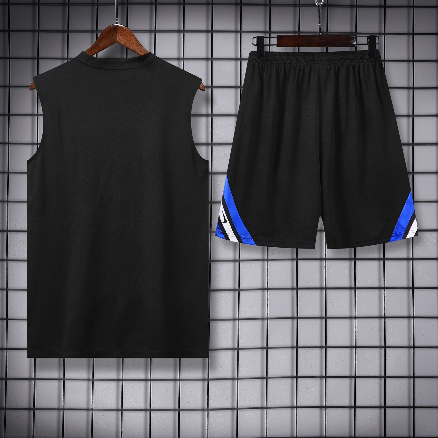Inter Milan 25-26 Vest Training Set - Black Vest & Black Shorts - Unitedfutballjersey