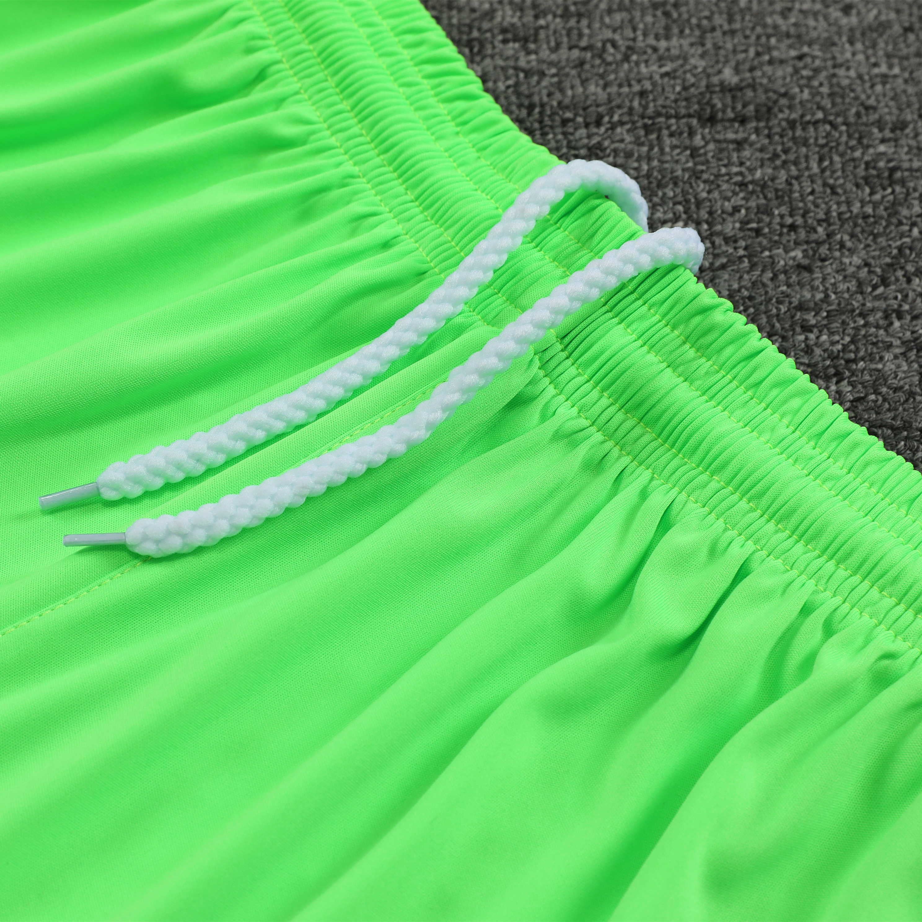 Bayern Munich 23-24 Green Goalkeeper Men's Adult Jersey Set - Unitedfutballjersey