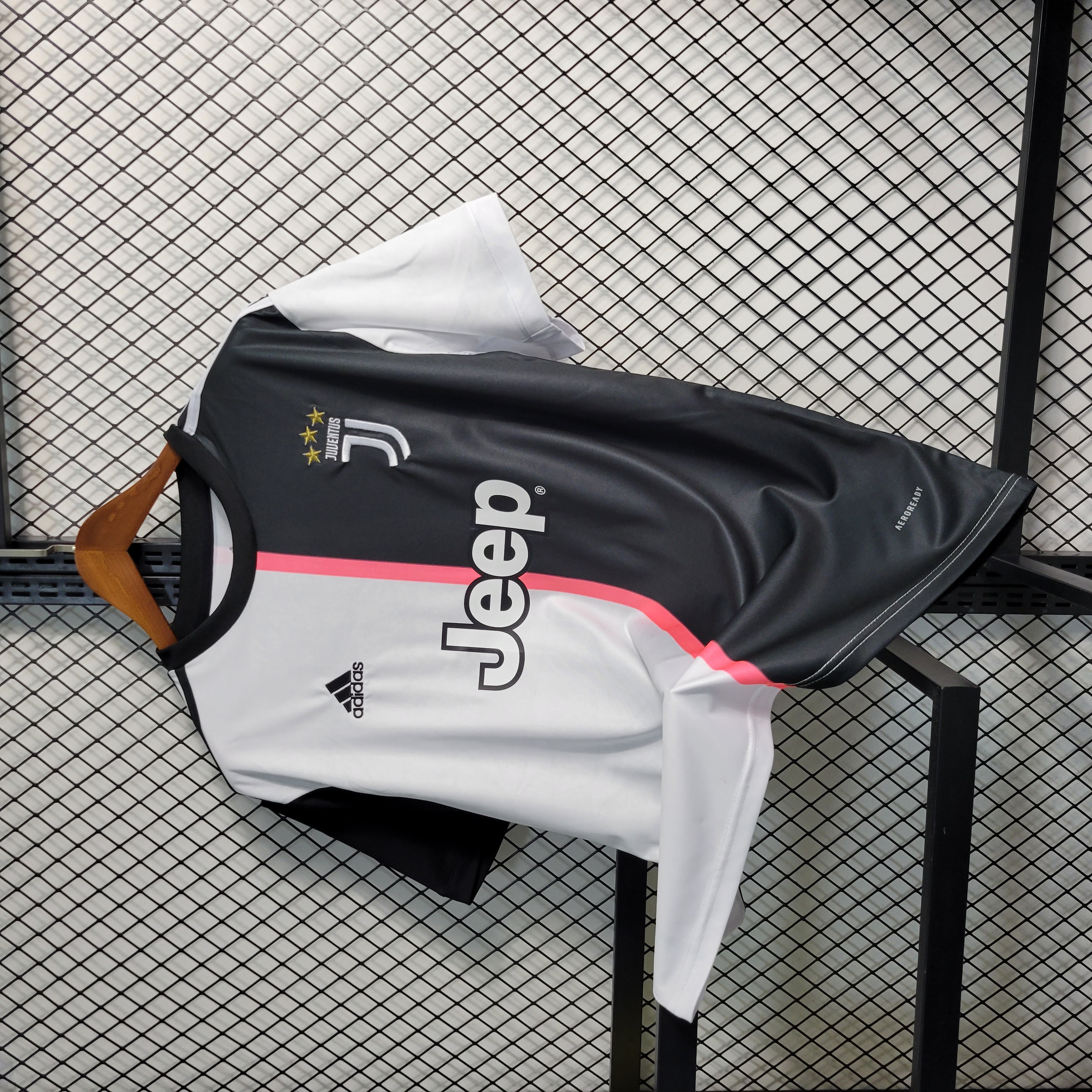 Retro Juventus 2019-20 Home Stadium Jersey - Unitedfutballjersey