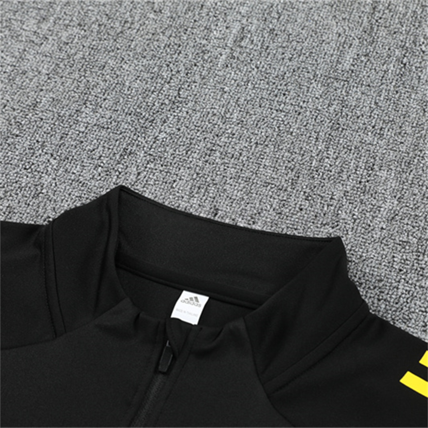 Manchester United 25-26 Kid Long Sleeves Training Set - Black Top & Black Pants - Unitedfutballjersey