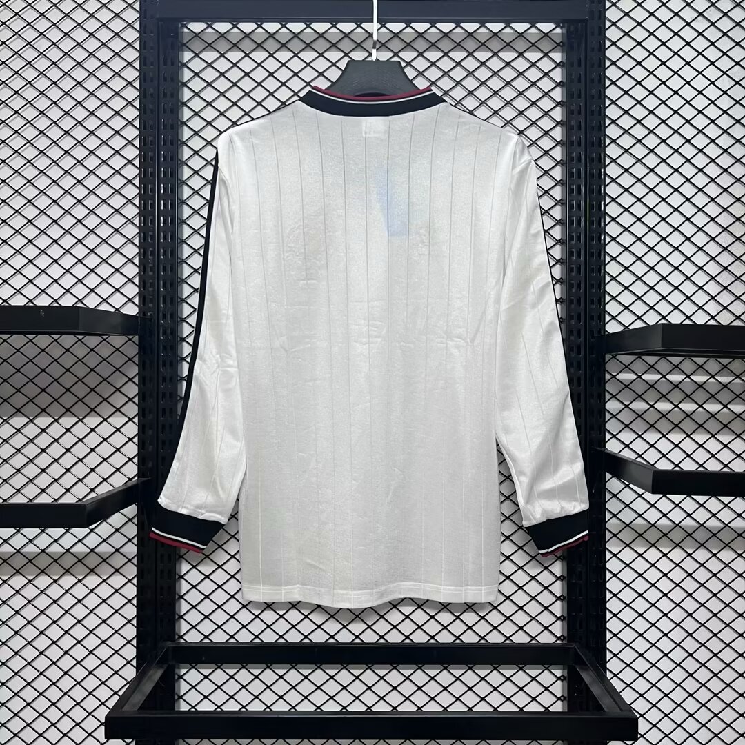 Manchester United Retro 82-84 Away Long Sleeve Jersey League Cup Final - Unitedfutballjersey