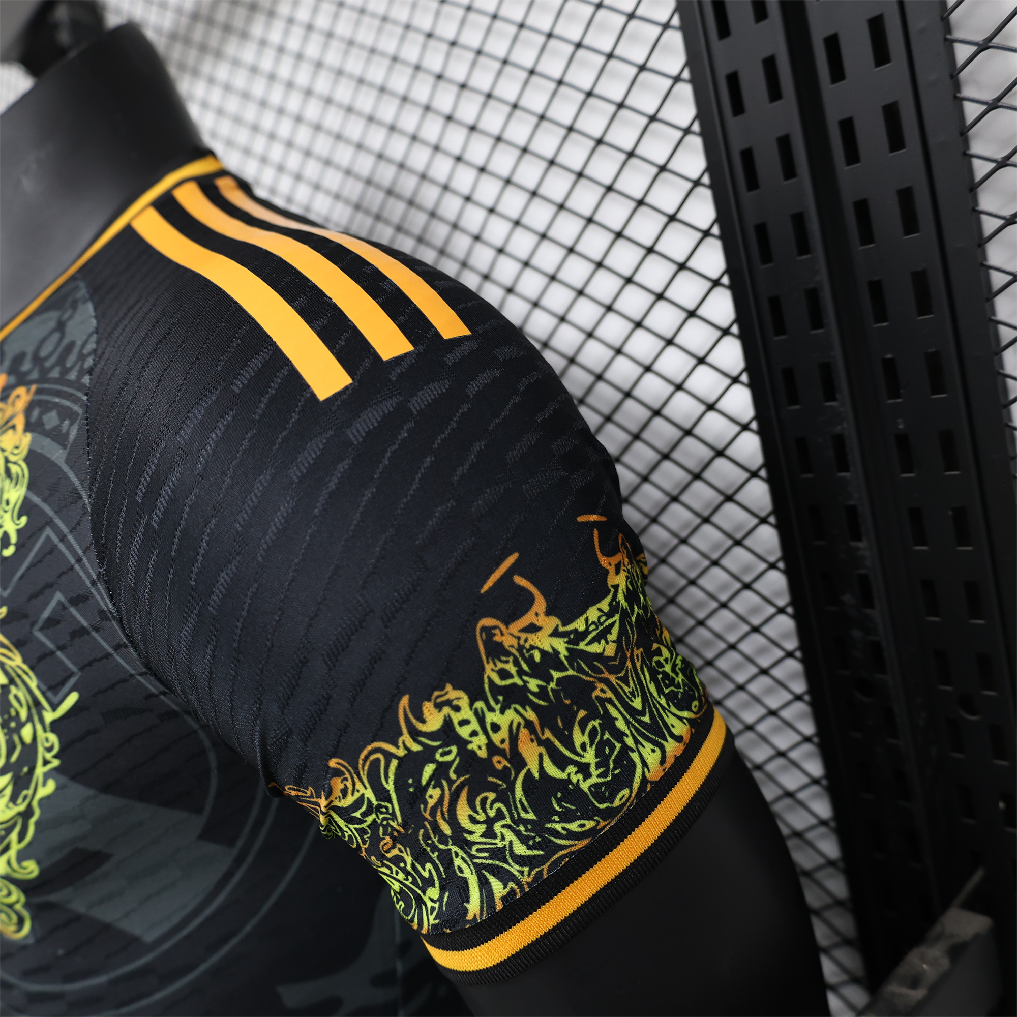 Real Madrid 24-25 Yellow Loong Black Special Edition Jersey - Player Version - Unitedfutballjersey