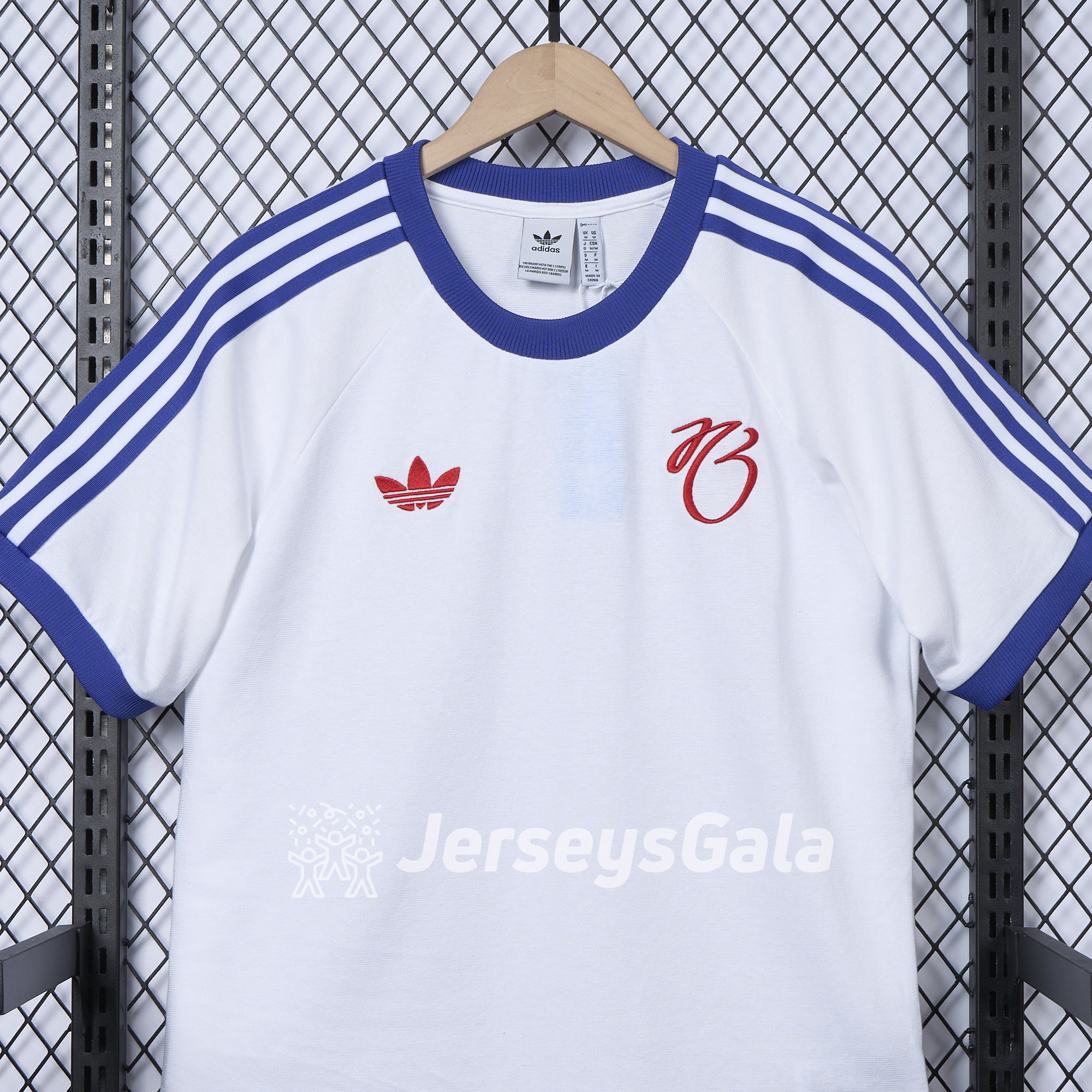 Real Madrid 24-25 Jude Bellingham 3 Stripes Men's T-Shirt - Unitedfutballjersey