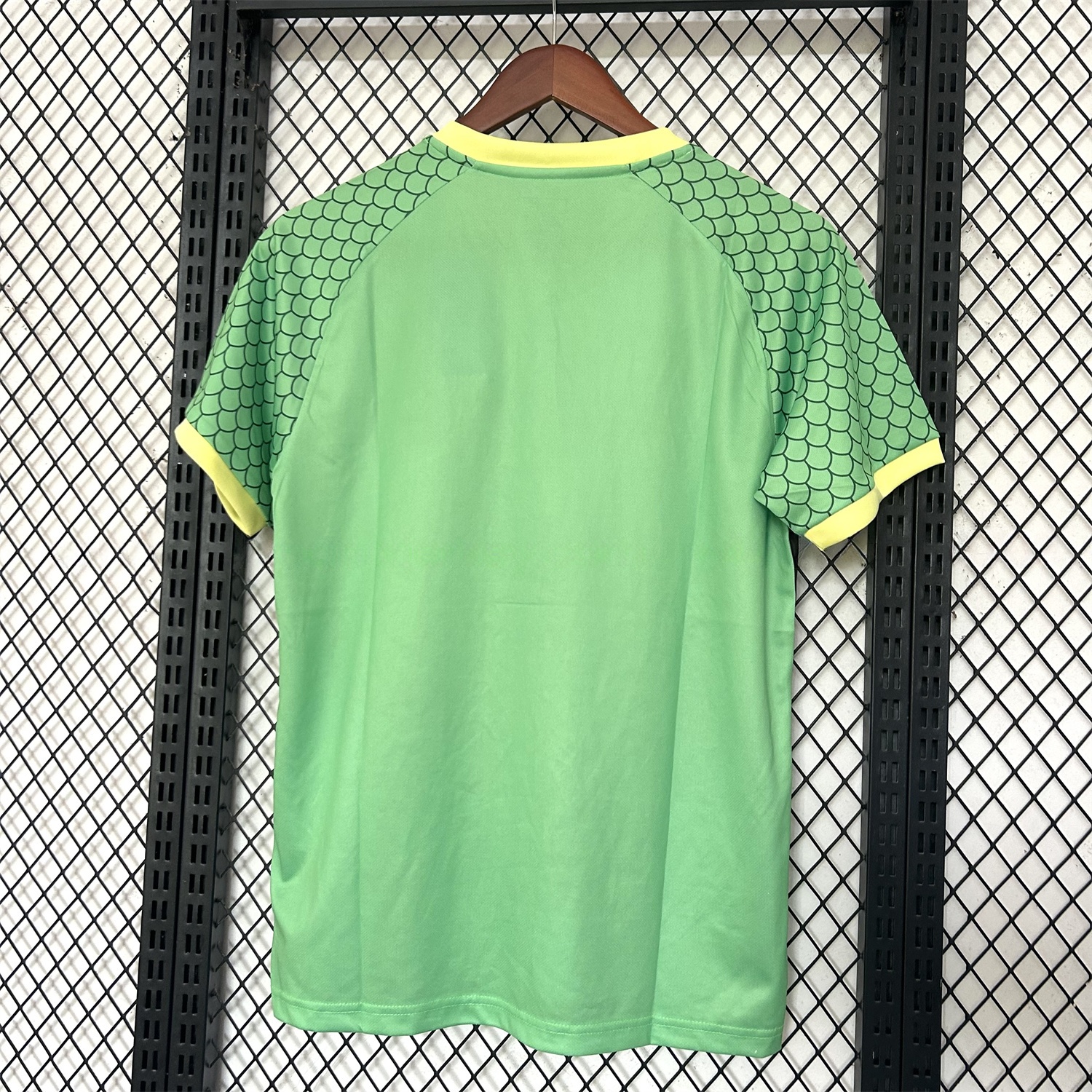 Japan 25-26 Dragon Ball Golden Hair Goku Green Special Jersey - Fans Version - Unitedfutballjersey