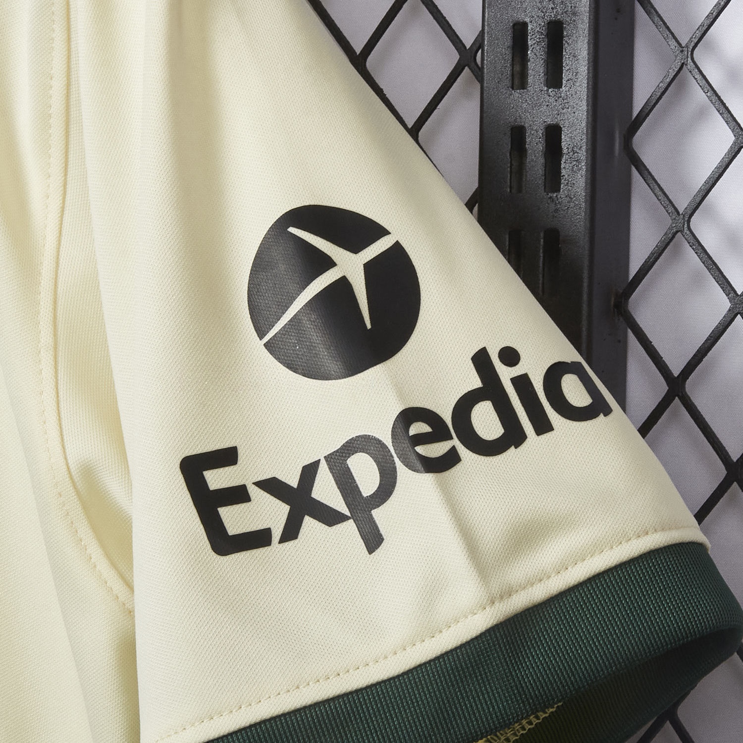 Retro Liver.pool 2021-22 Away Jersey - Unitedfutballjersey