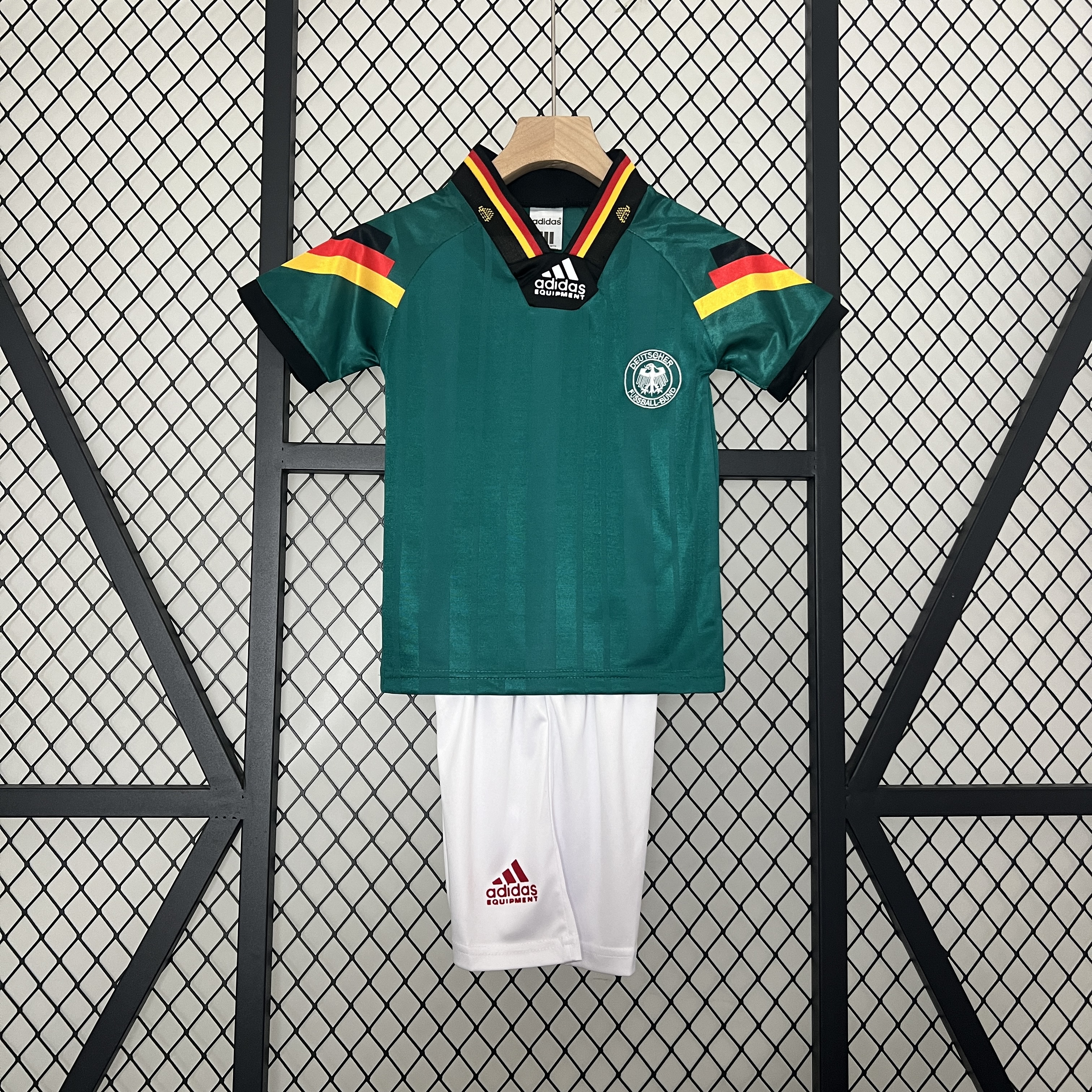 Retro Germany 1992 Away Stadium Kids Kit - Unitedfutballjersey