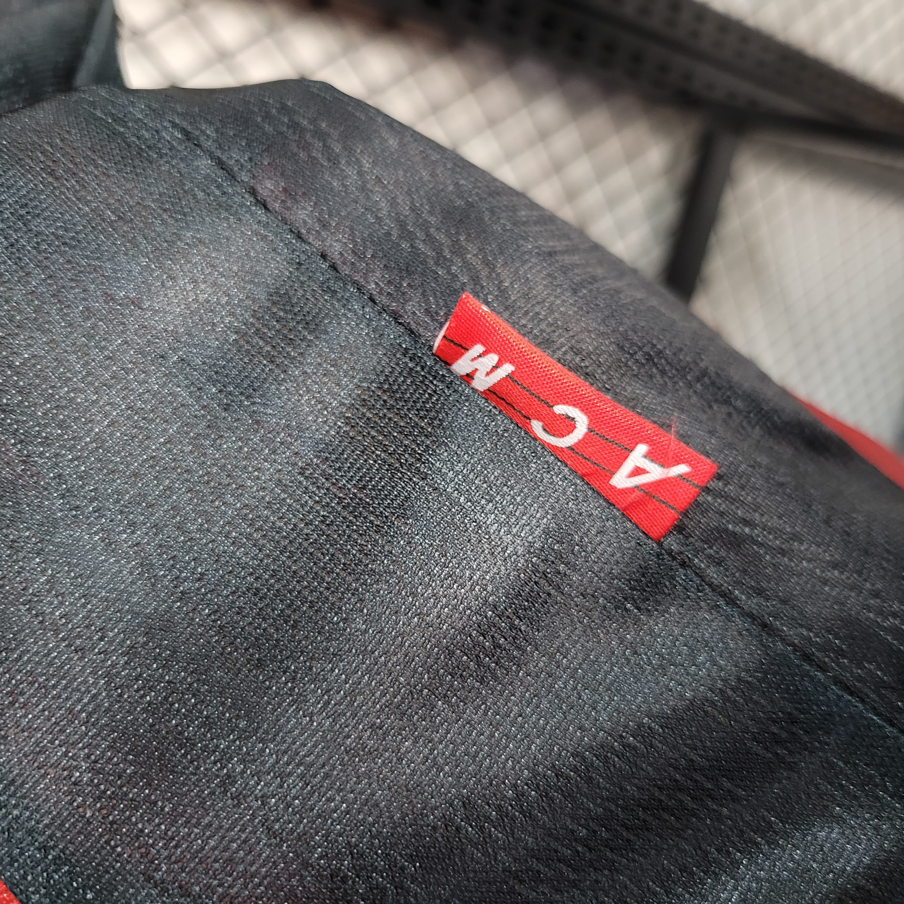 Retro AC Milan 98-99 Home Stadium Jersey - Unitedfutballjersey