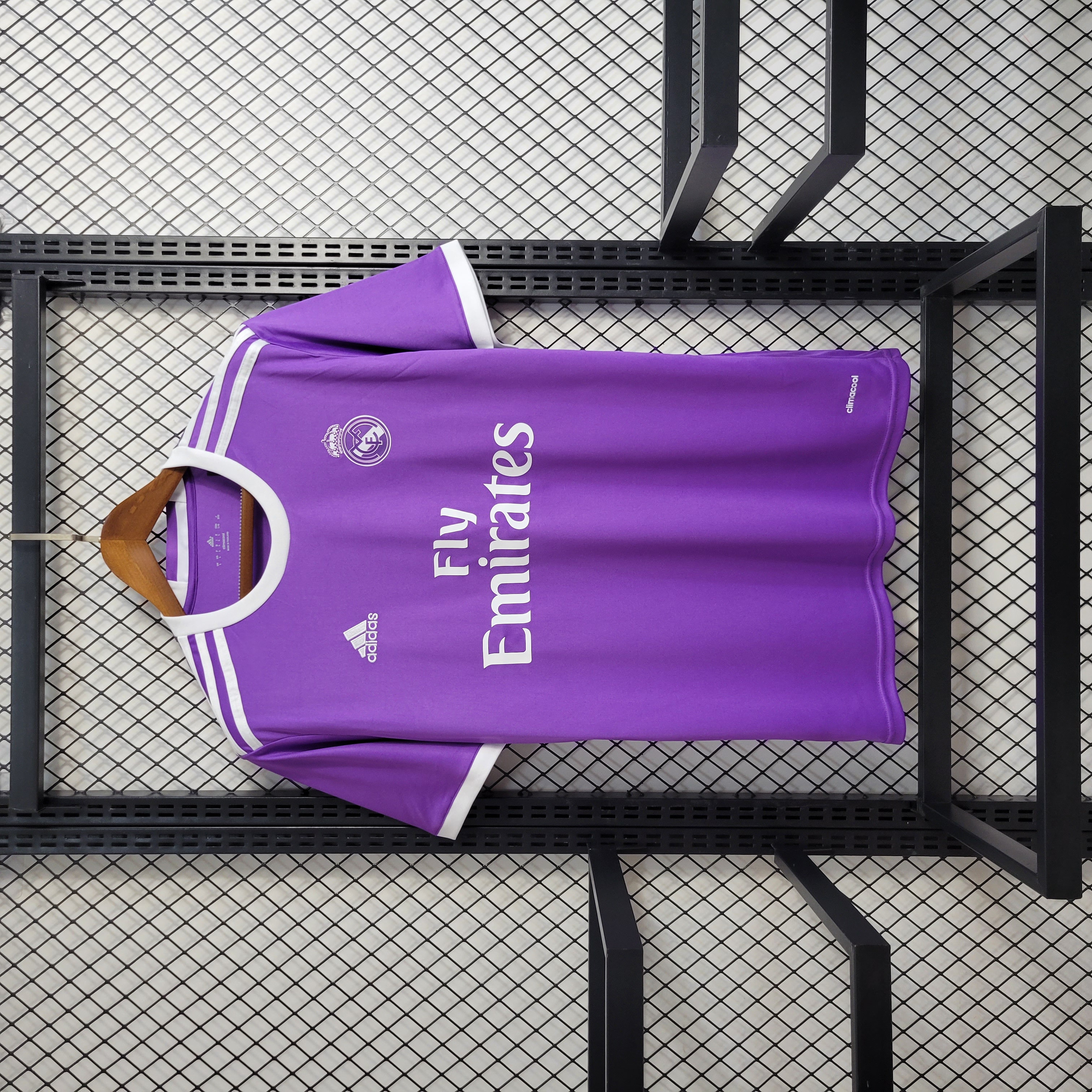 Real Madrid Retro 16-17 Away Jersey - Champions League Final Version - Unitedfutballjersey