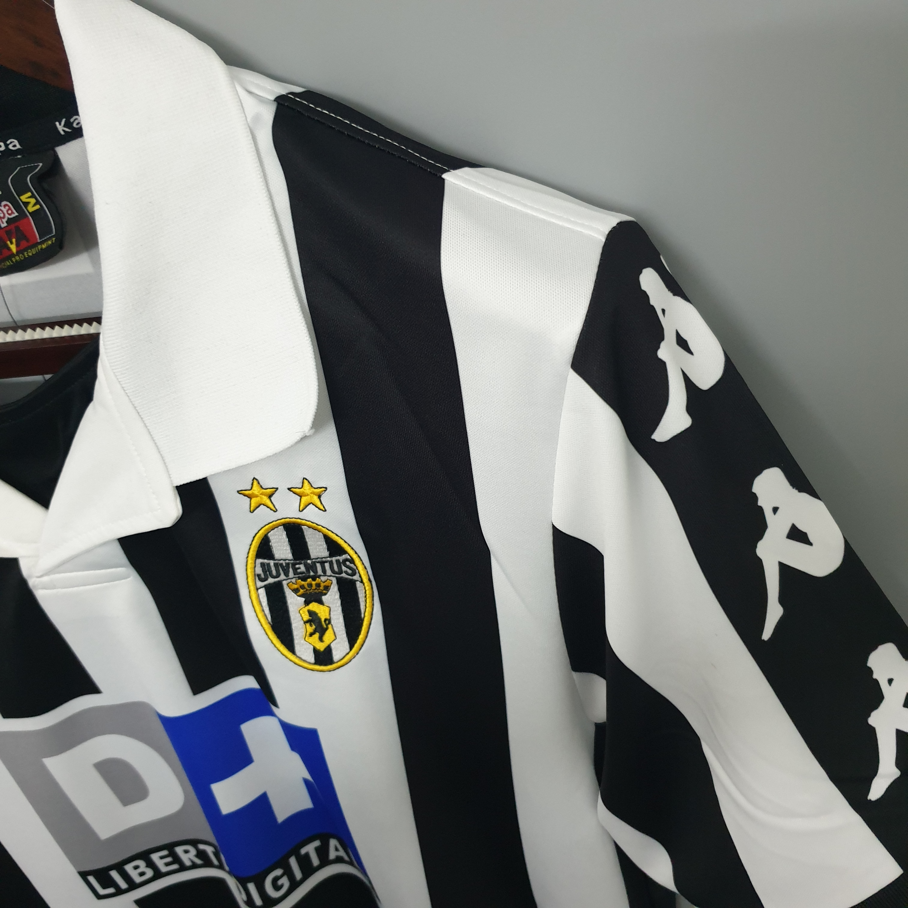 Retro Juventus 1999-00 Home Stadium Jersey - Unitedfutballjersey