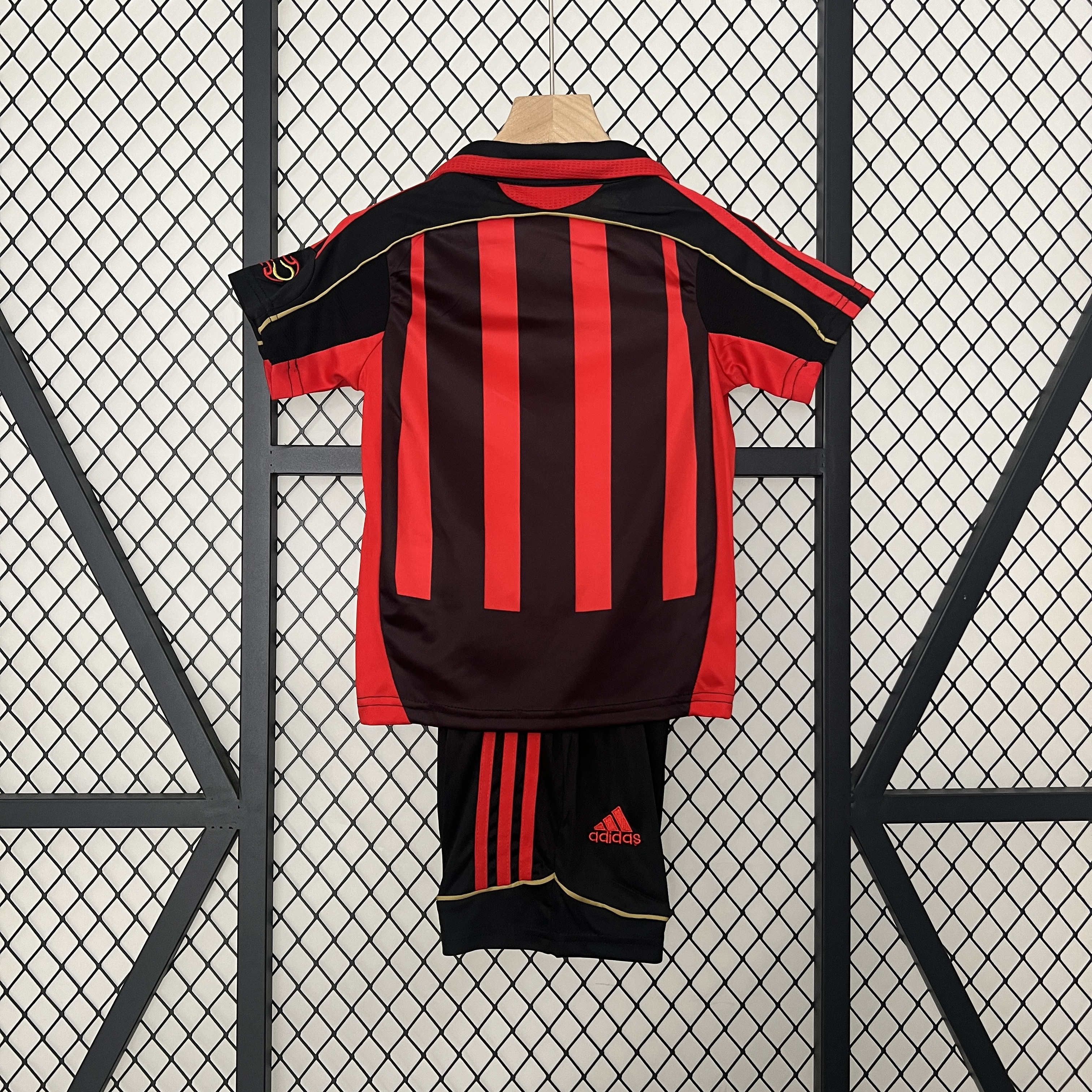Retro AC Milan 2006-07 Home Stadium Kids Kit - Unitedfutballjersey