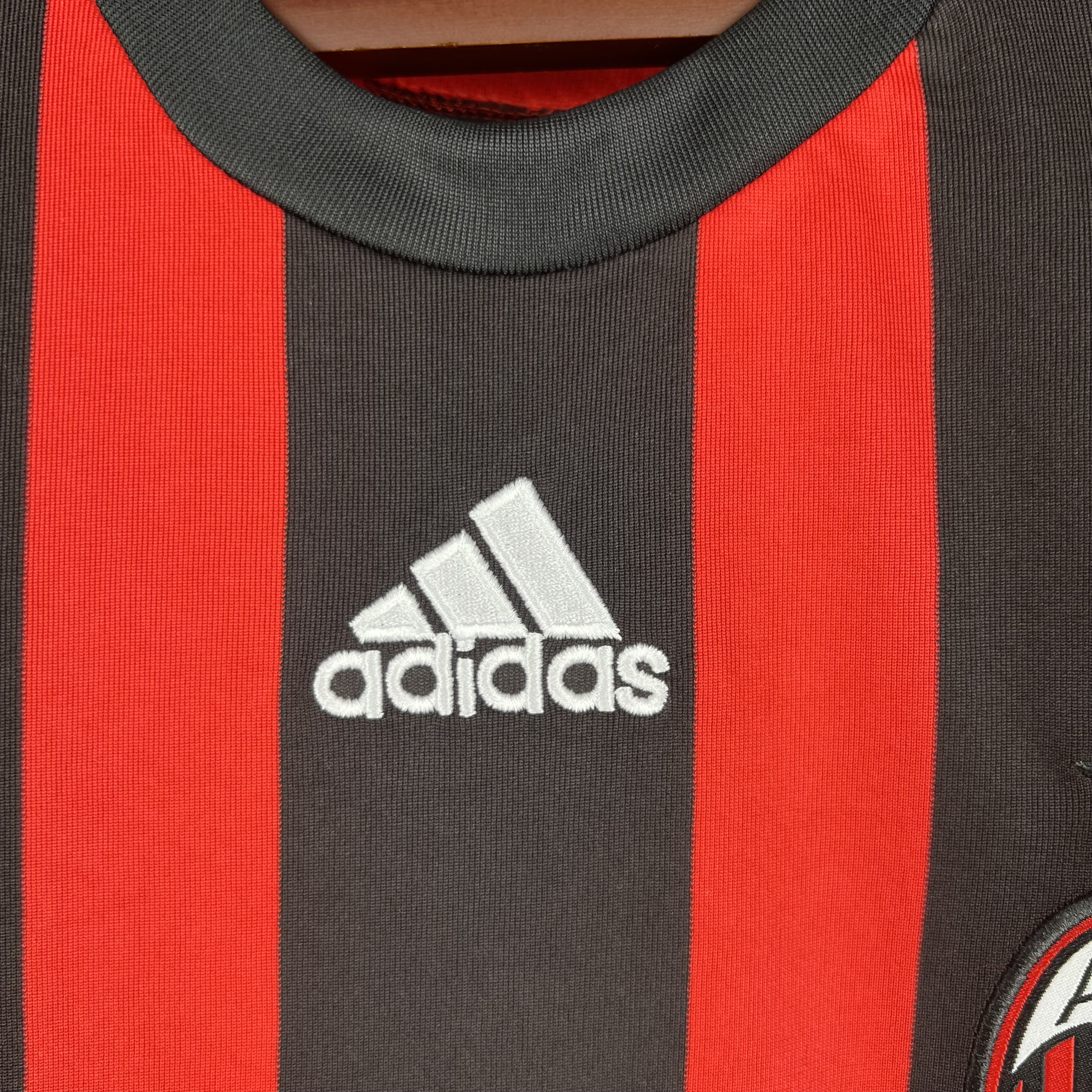 Retro AC Milan 2008-09 Home Stadium Jersey - Unitedfutballjersey