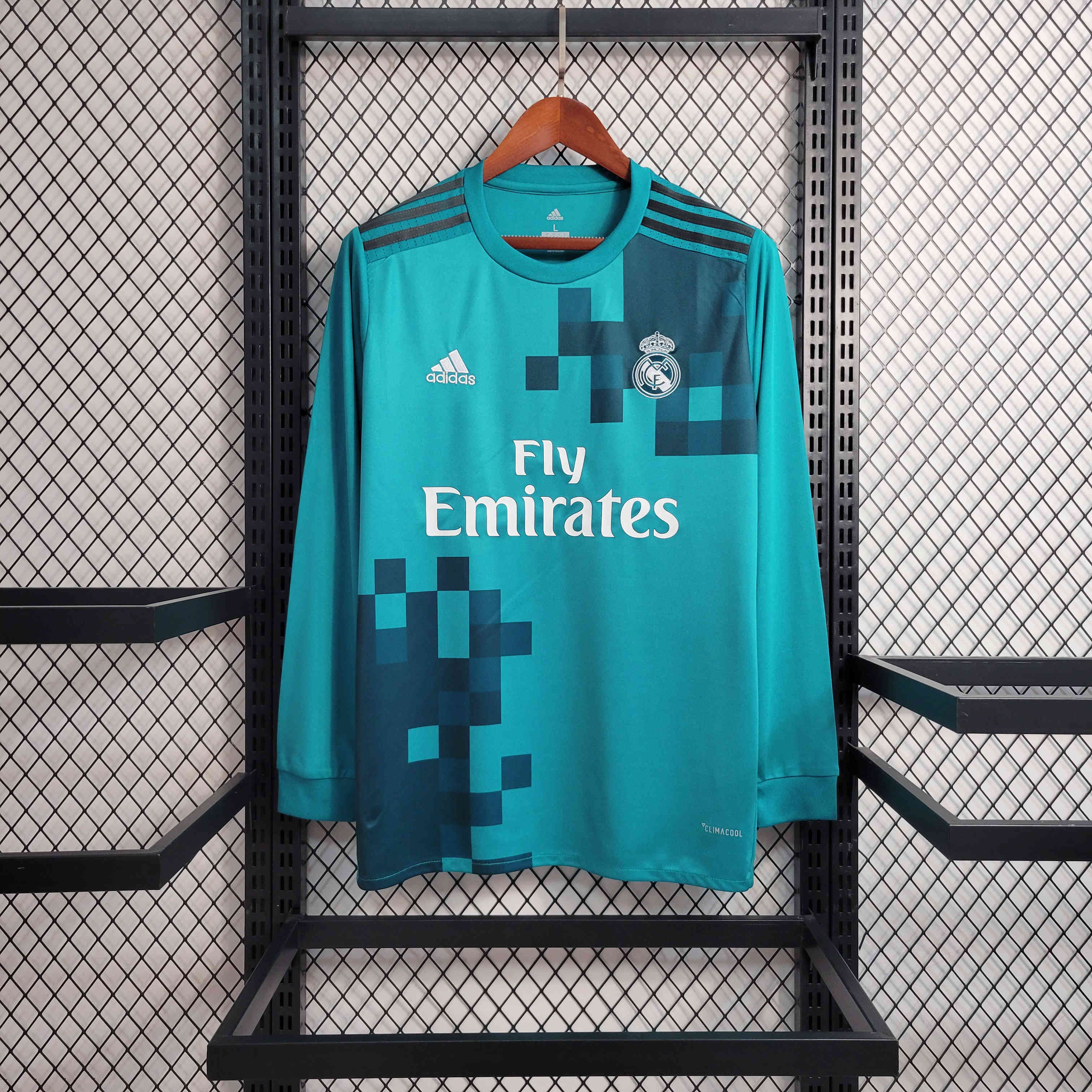 Retro Real Madrid 17-18 Third Long Sleeve Jersey - Unitedfutballjersey