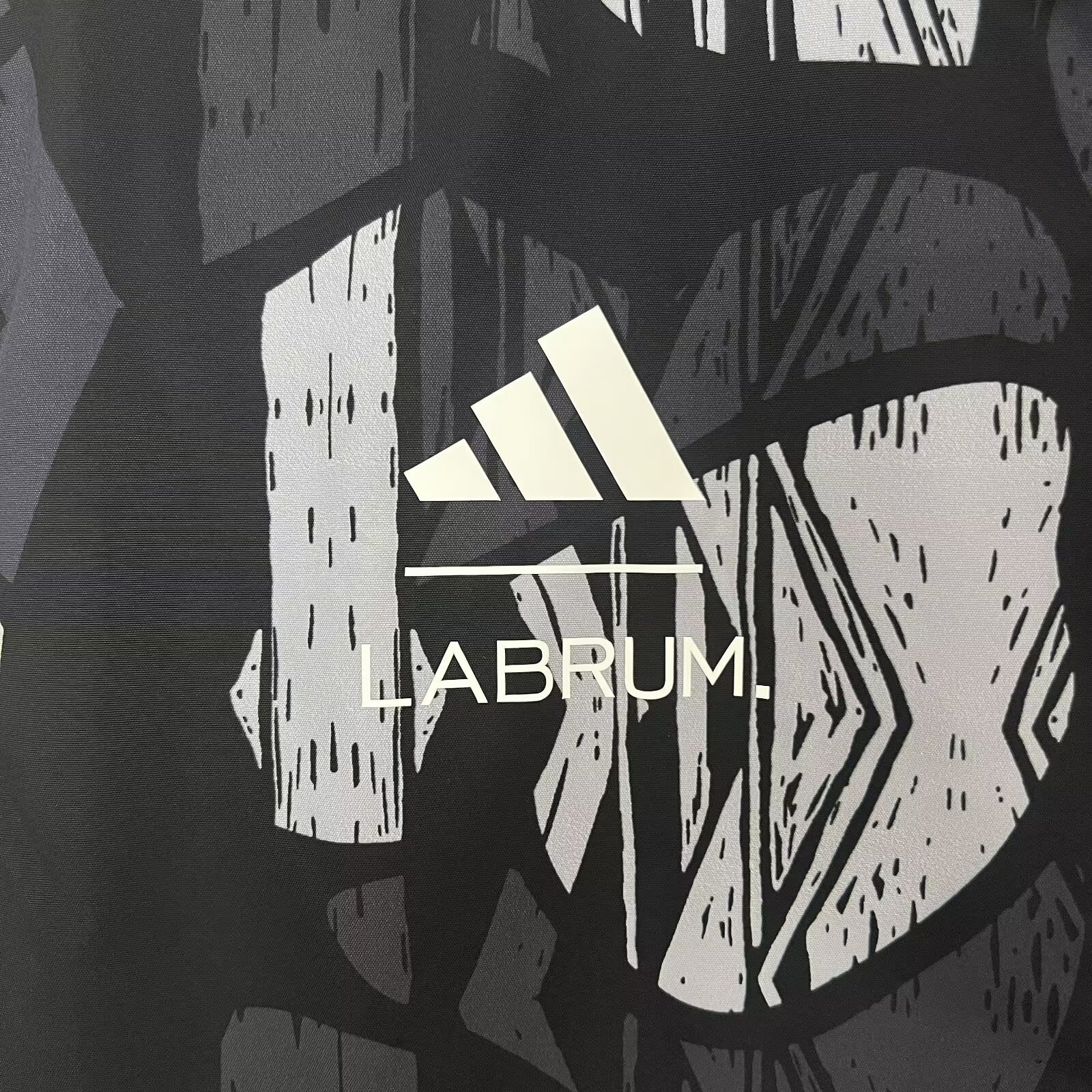 Arsenal 24-25 Black Windbreaker Jacket - Unitedfutballjersey