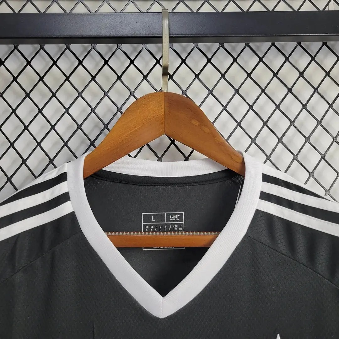 Real Madrid 24-25 Third Goalkeeper Black Jersey - Fans Version - Unitedfutballjersey