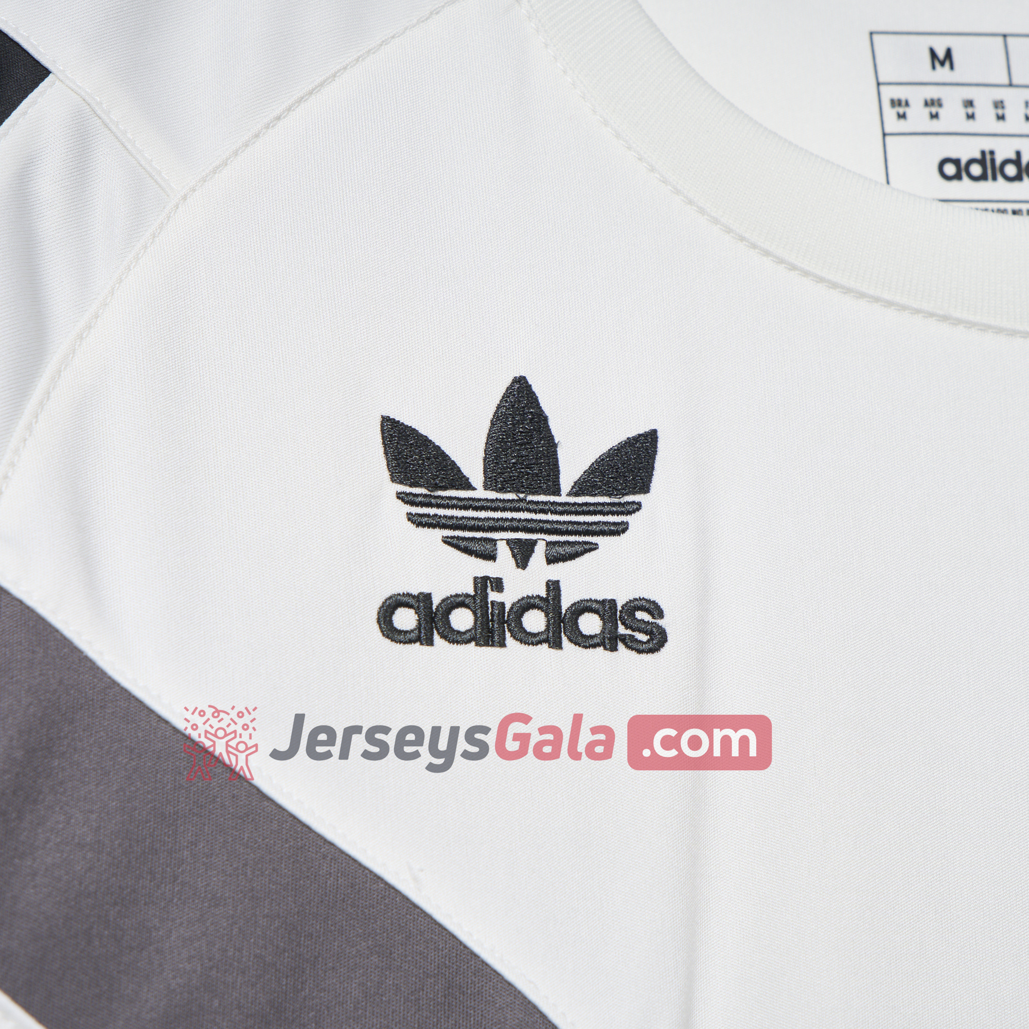 Real Madrid 24-25 Throwback Originals T-Shirt - White - Unitedfutballjersey