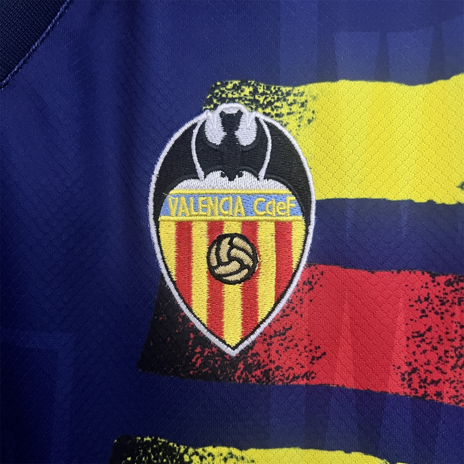 Retro Valencia 1996-97 Away Jersey - Unitedfutballjersey