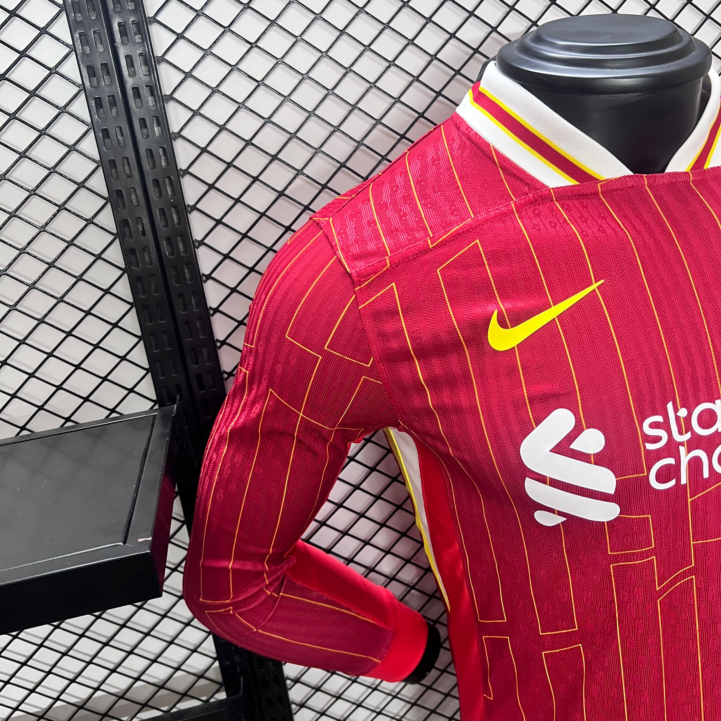 Liver.pool 24-25 Home Long Sleeve Jersey - Player Version - Unitedfutballjersey