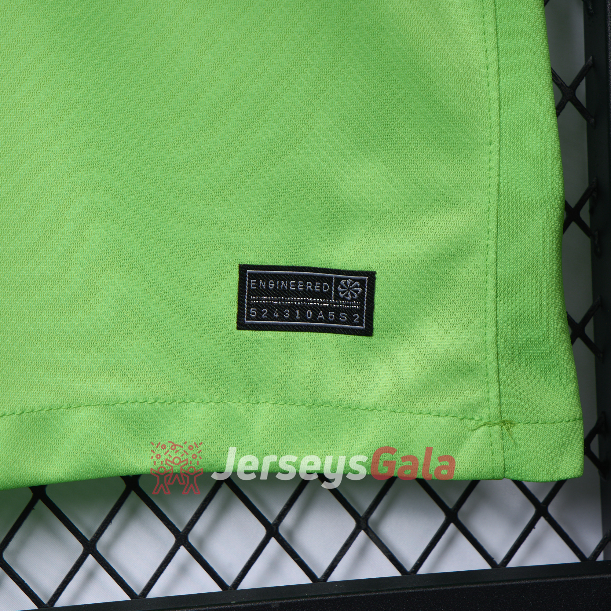 Wolfsburg 24-25 Home Stadium Jersey - Fans Version - Unitedfutballjersey