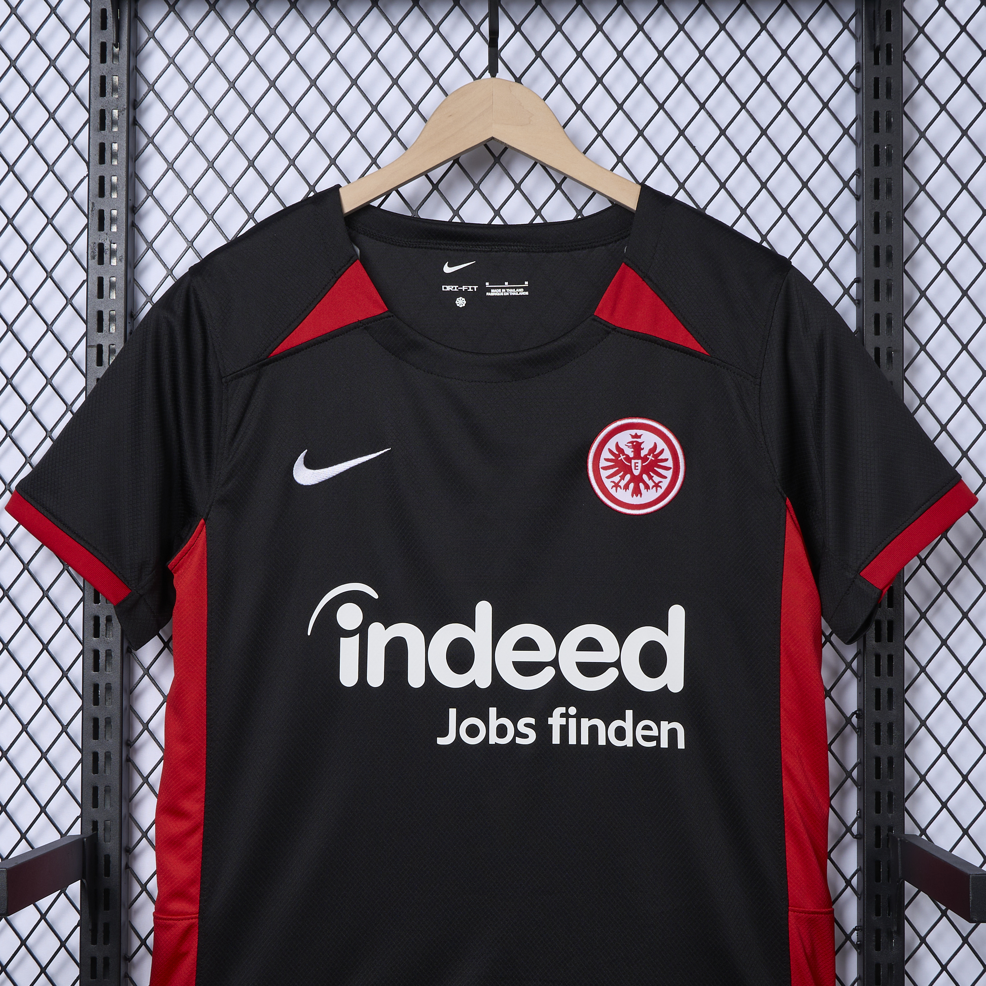Frankfurt 24-25 Away Jersey - Fans Version - Unitedfutballjersey