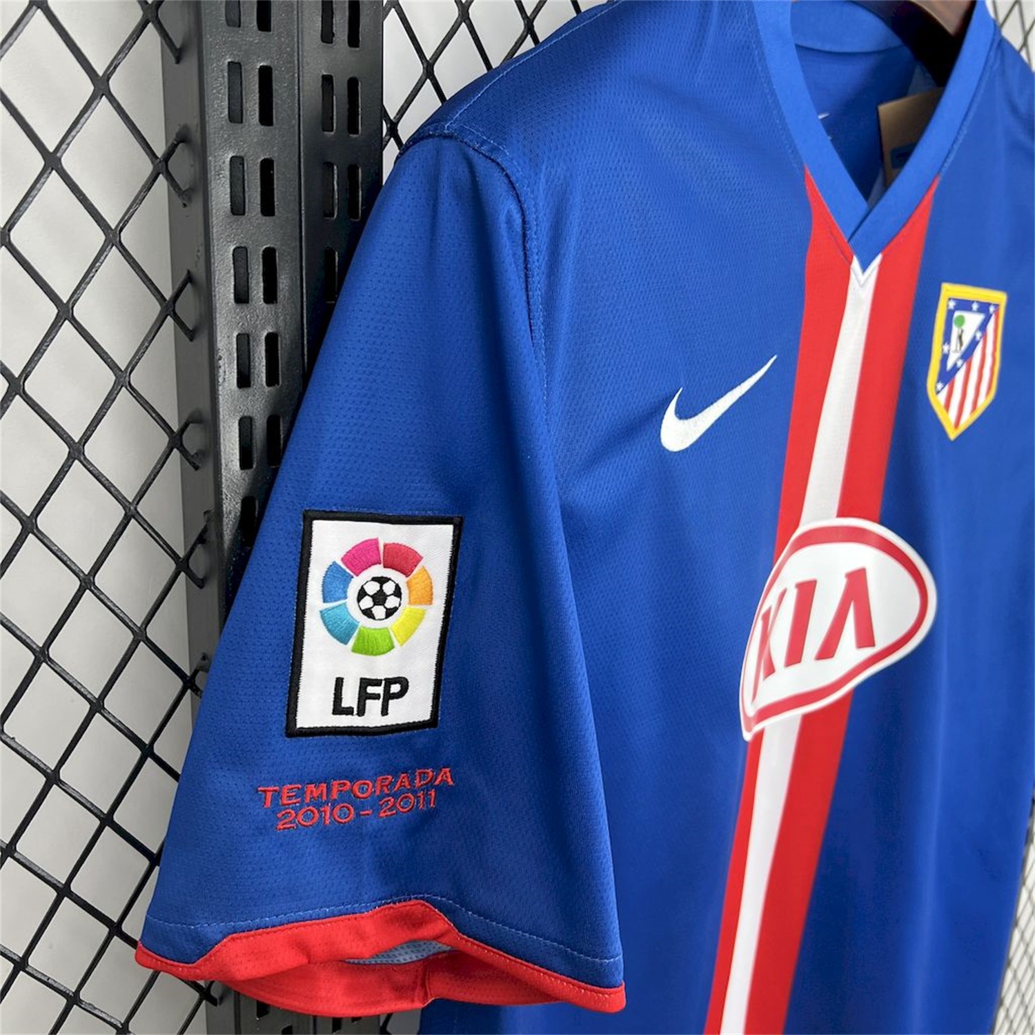 Retro Atletico Madrid 2010-11 Away Jersey - Unitedfutballjersey