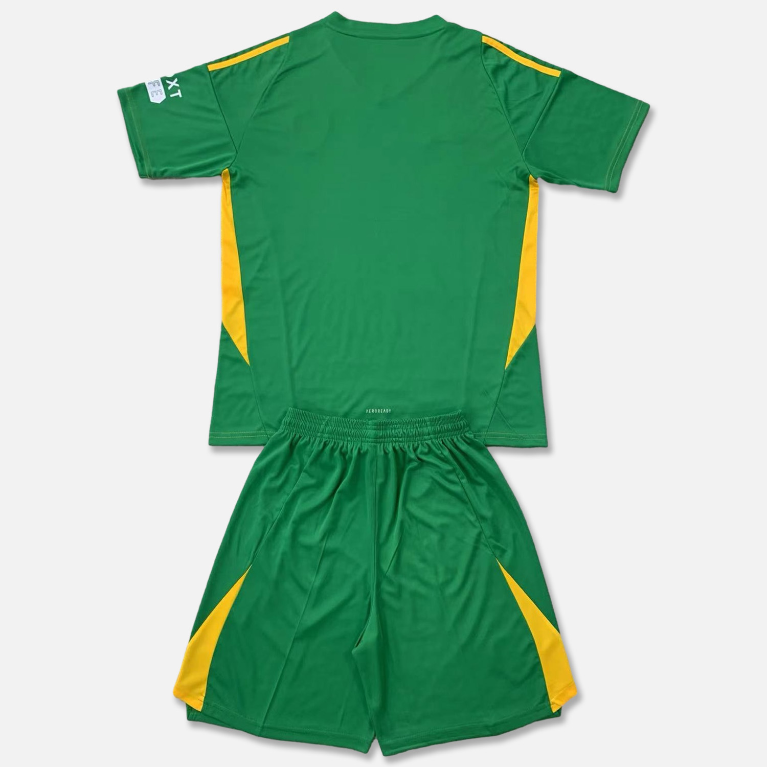 Leeds United 24-25 Fruit Green Goalkeeper Men's Adult Jersey Set - Fans Version - Unitedfutballjersey