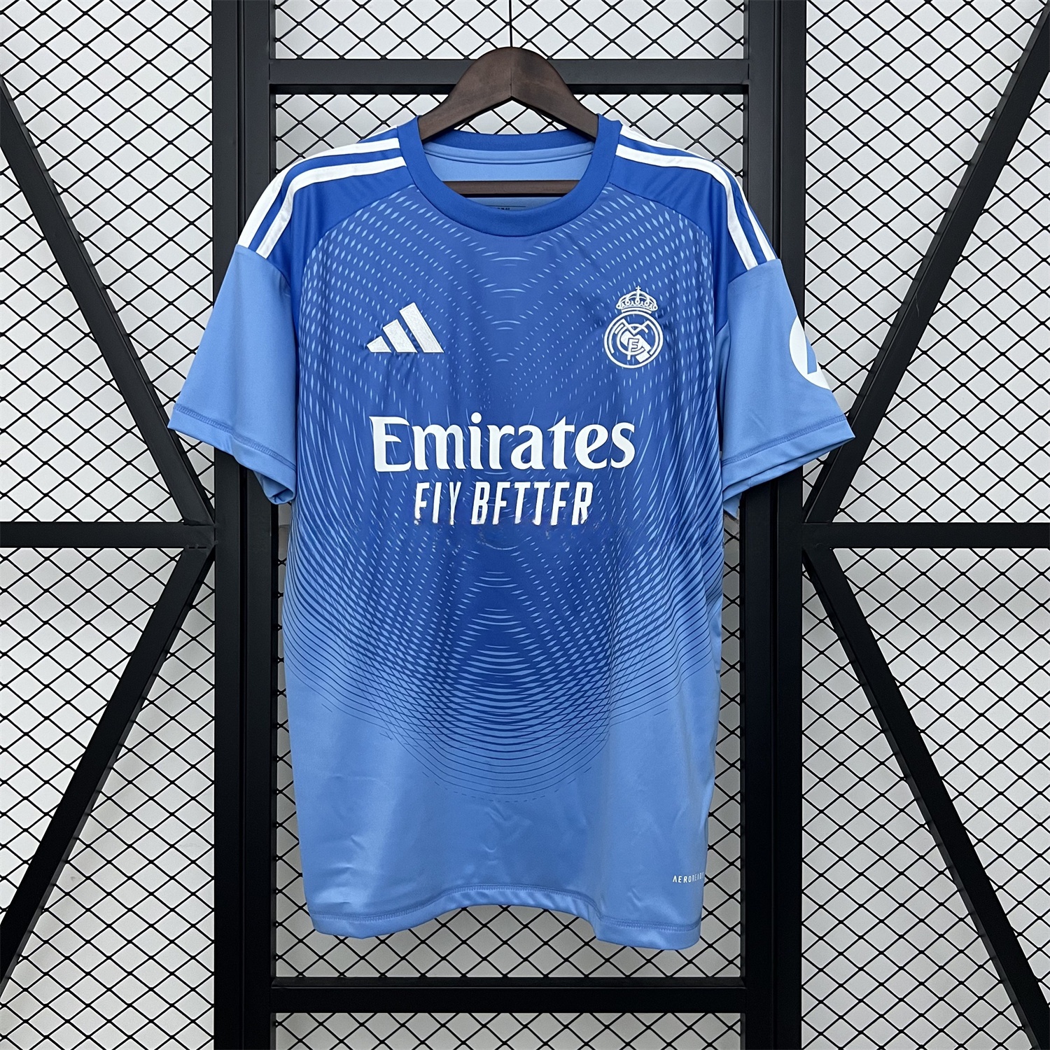 Real Madrid 25-26 Blue Goalkeeper Jersey - Fans Version - Unitedfutballjersey