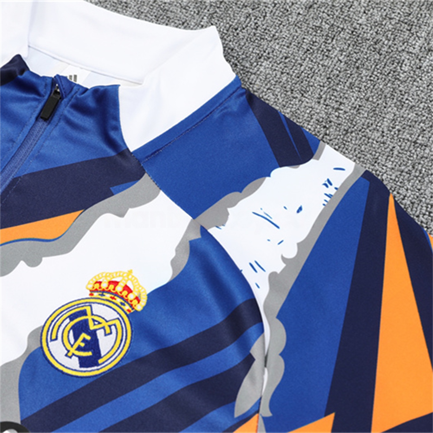 Real Madrid 25-26 Long Sleeve Training Set - Yellow, White and Blue Camouflage Top and Black Pants - Unitedfutballjersey