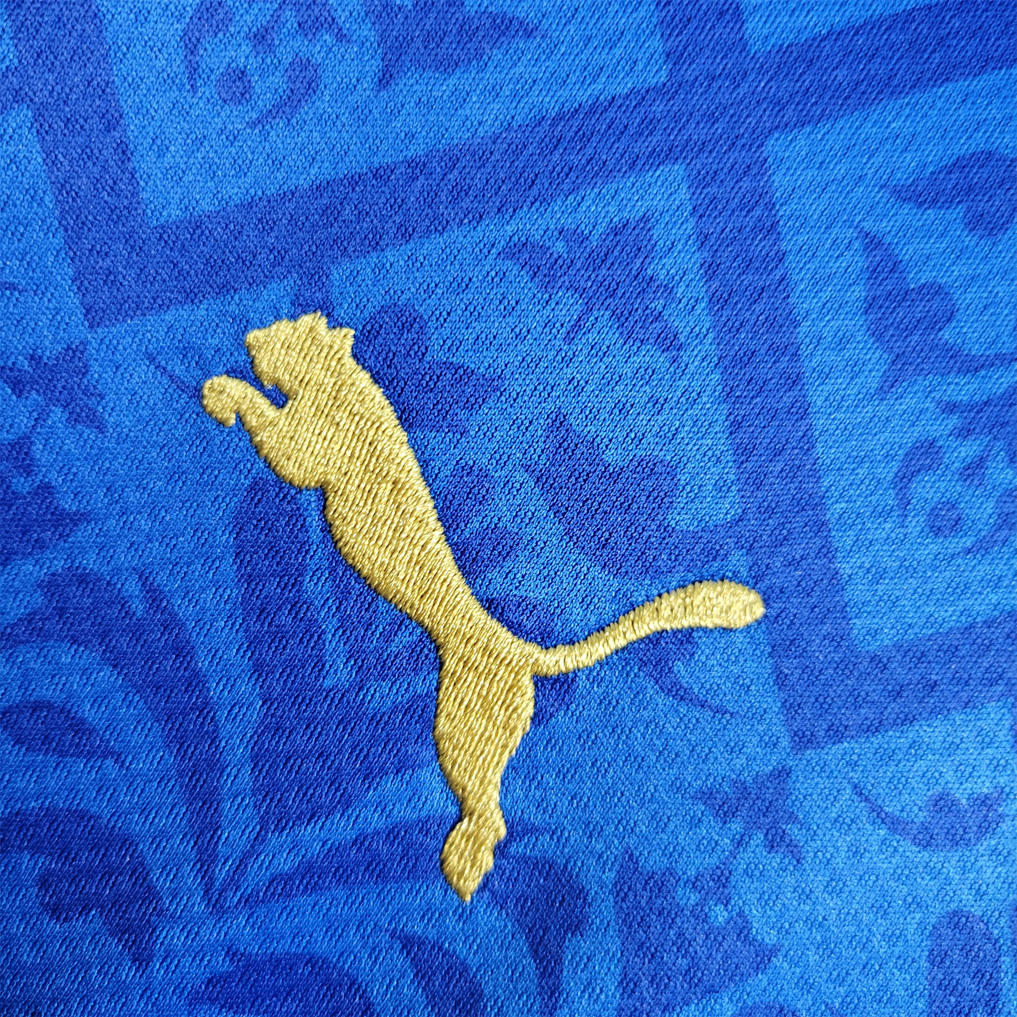 Retro Italy 2020 Home Stadium Jersey - Unitedfutballjersey