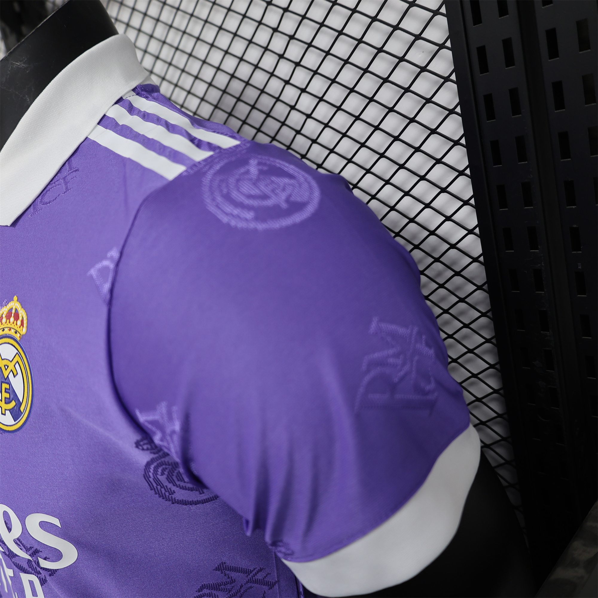 Real Madrid 24-25 Purple LOGO Special Edition Jersey - Player Version - Unitedfutballjersey