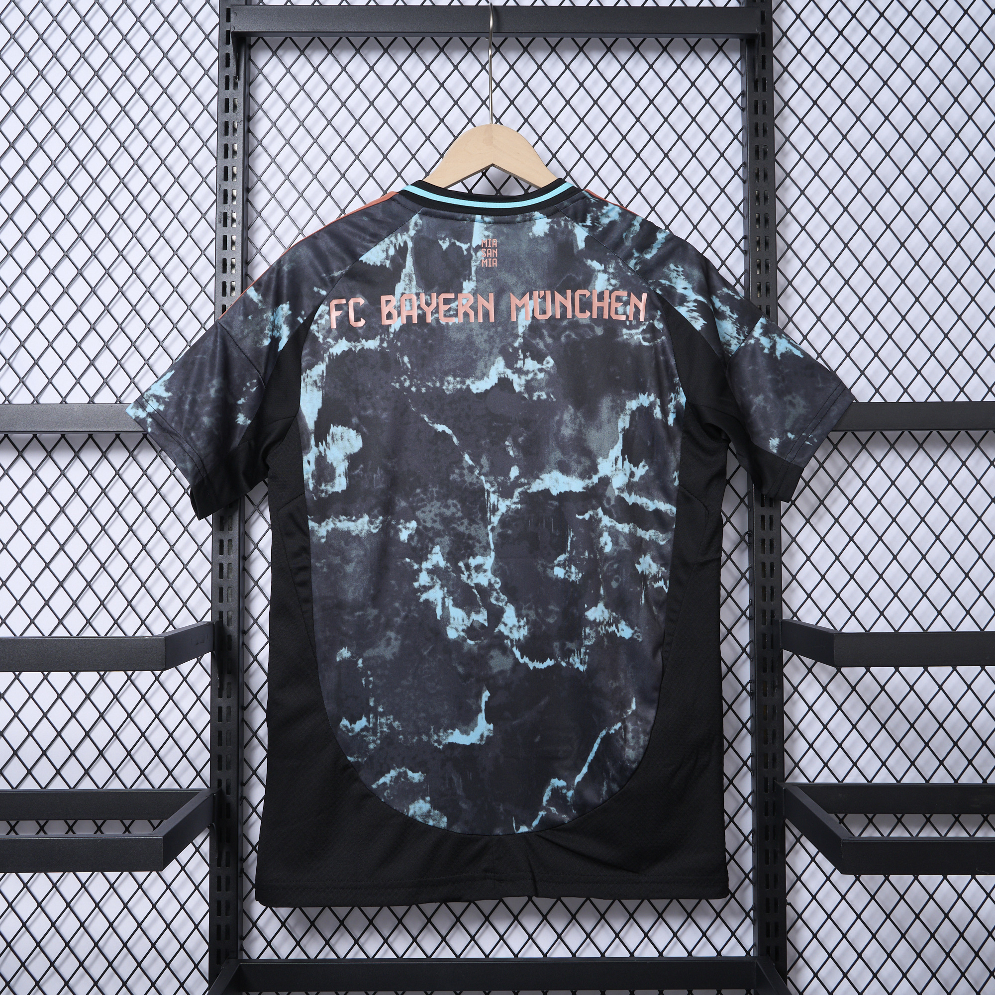 Bayern Munich 24-25 Away Jersey - Fans Version - Unitedfutballjersey