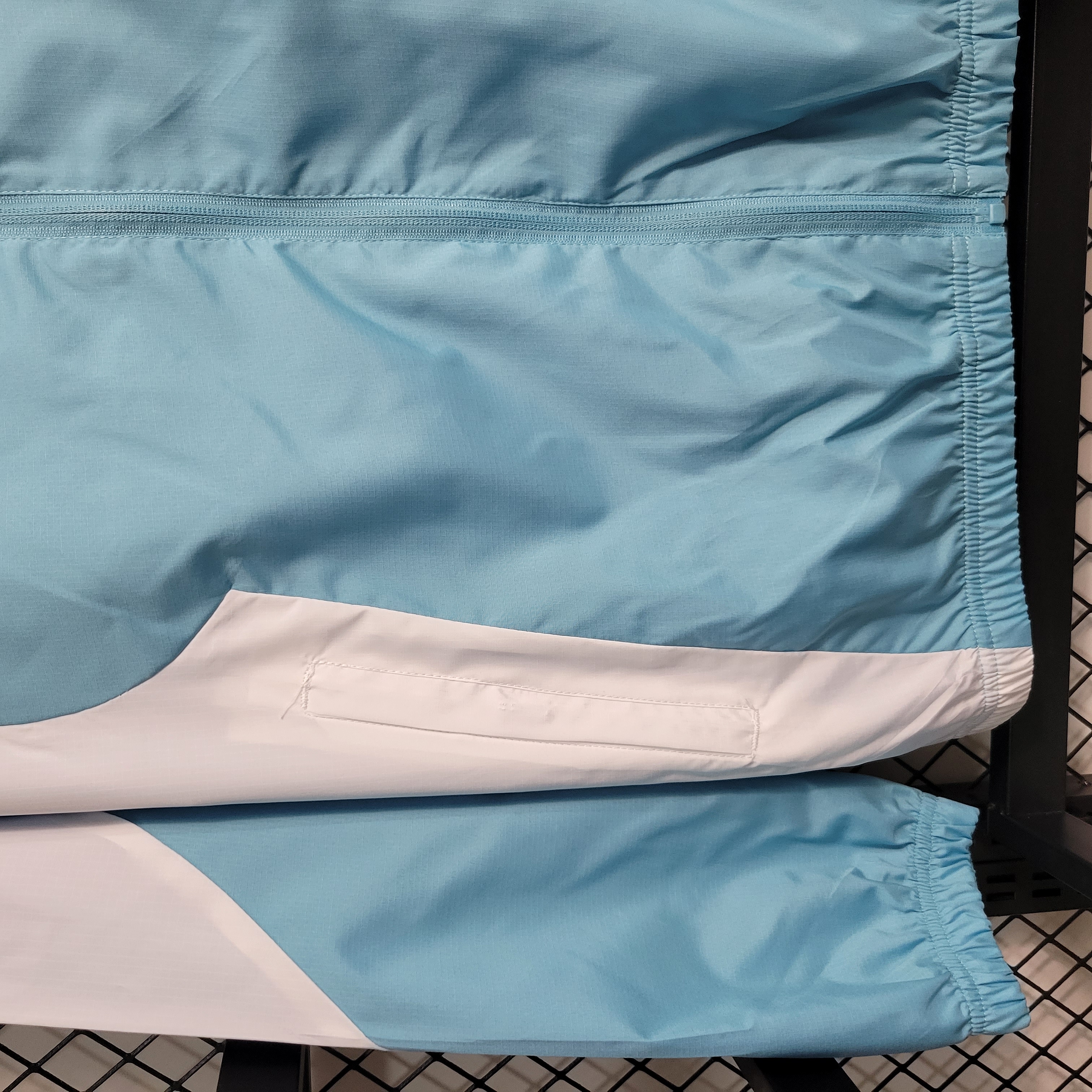 Manchester City 23-24 Windbreaker Light Blue - Unitedfutballjersey