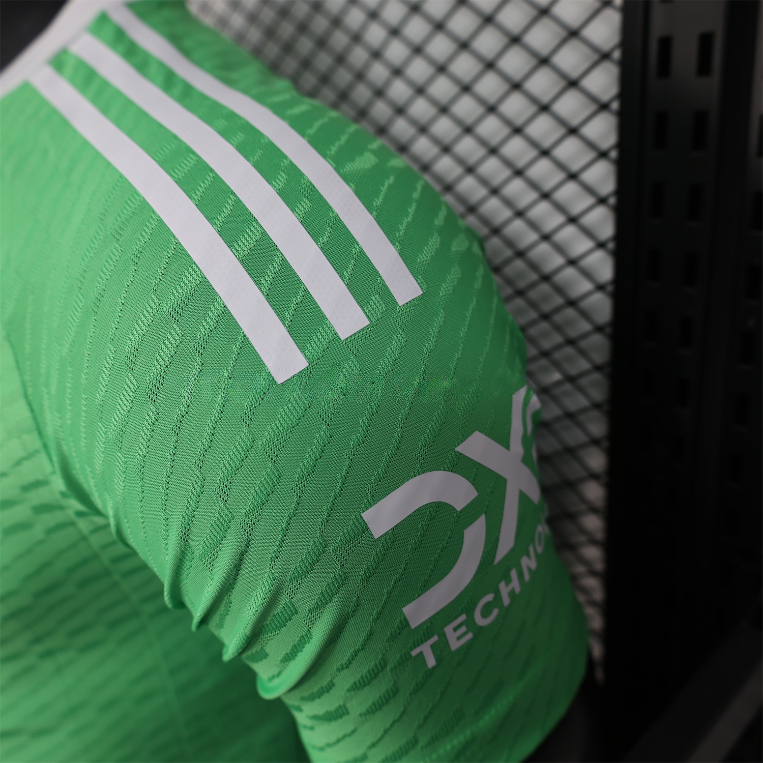 Manchester United 25-26 Trefoil Green Goalkeeper Jersey - Player Version - Unitedfutballjersey