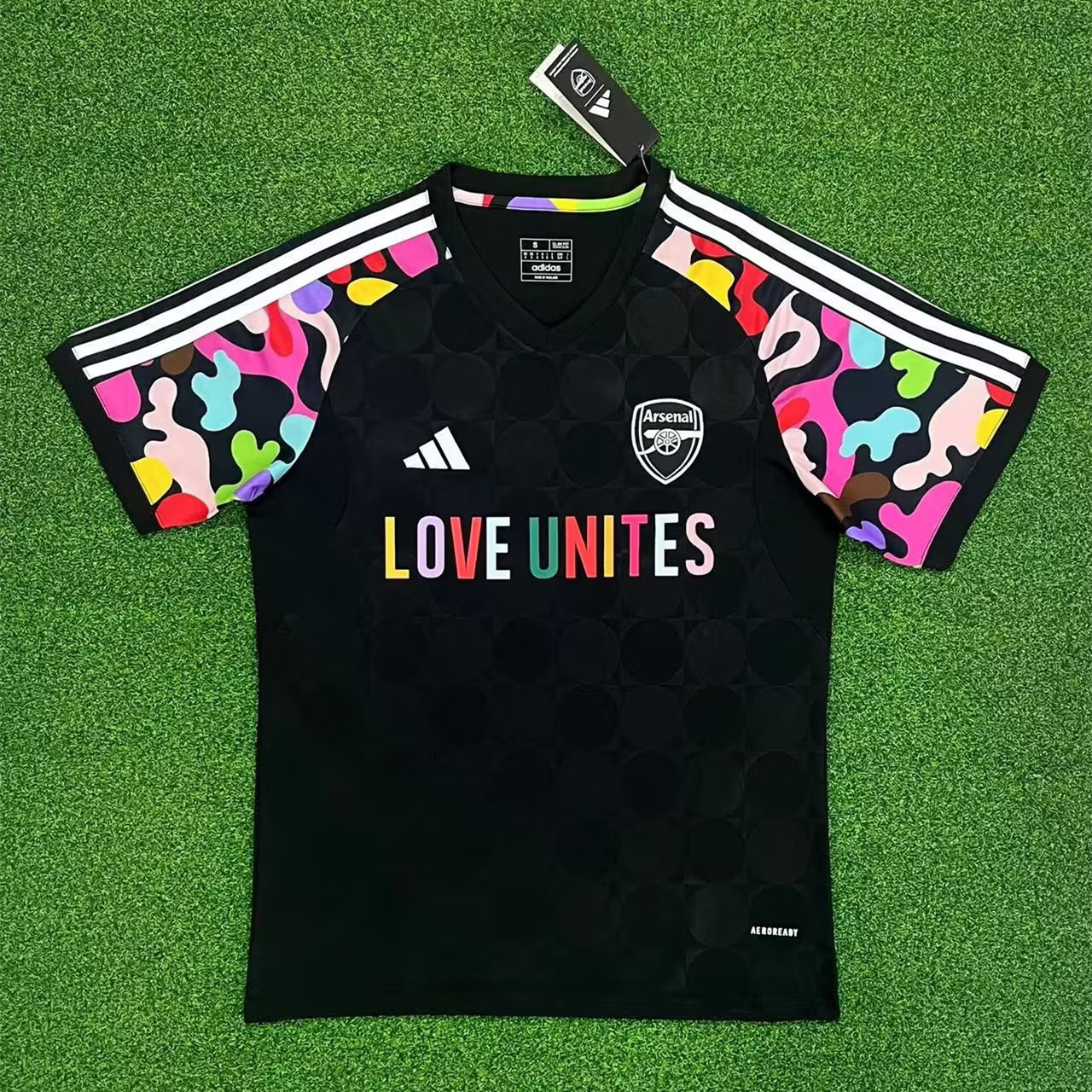 Arsenal 23-24 LOVE UNITES Pre-match Jersey - Fans Version - Unitedfutballjersey