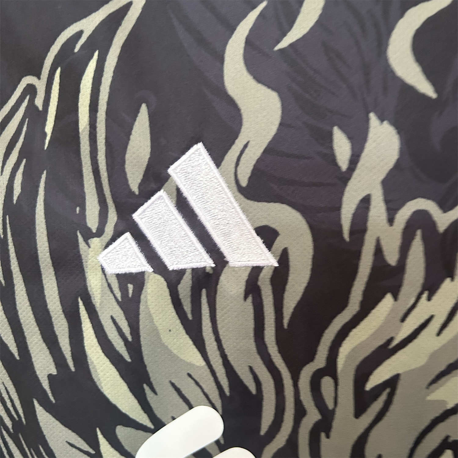 Liver.pool 25-26 Gray Green Liver.pool Bird Black Jersey - Fans Version - Unitedfutballjersey