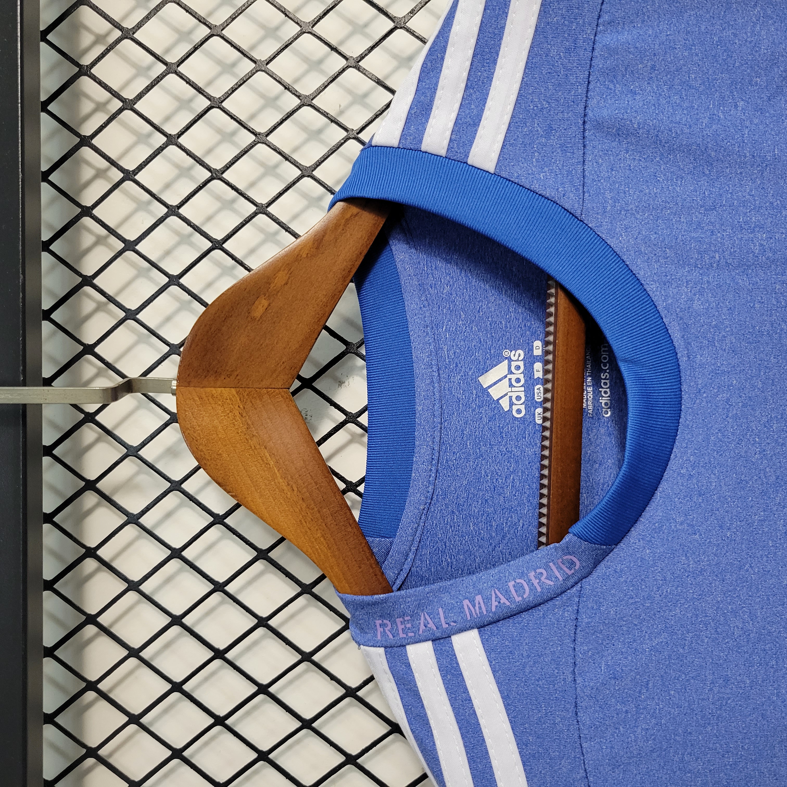 Retro Real Madrid 13-14 Away Stadium Jersey - Unitedfutballjersey