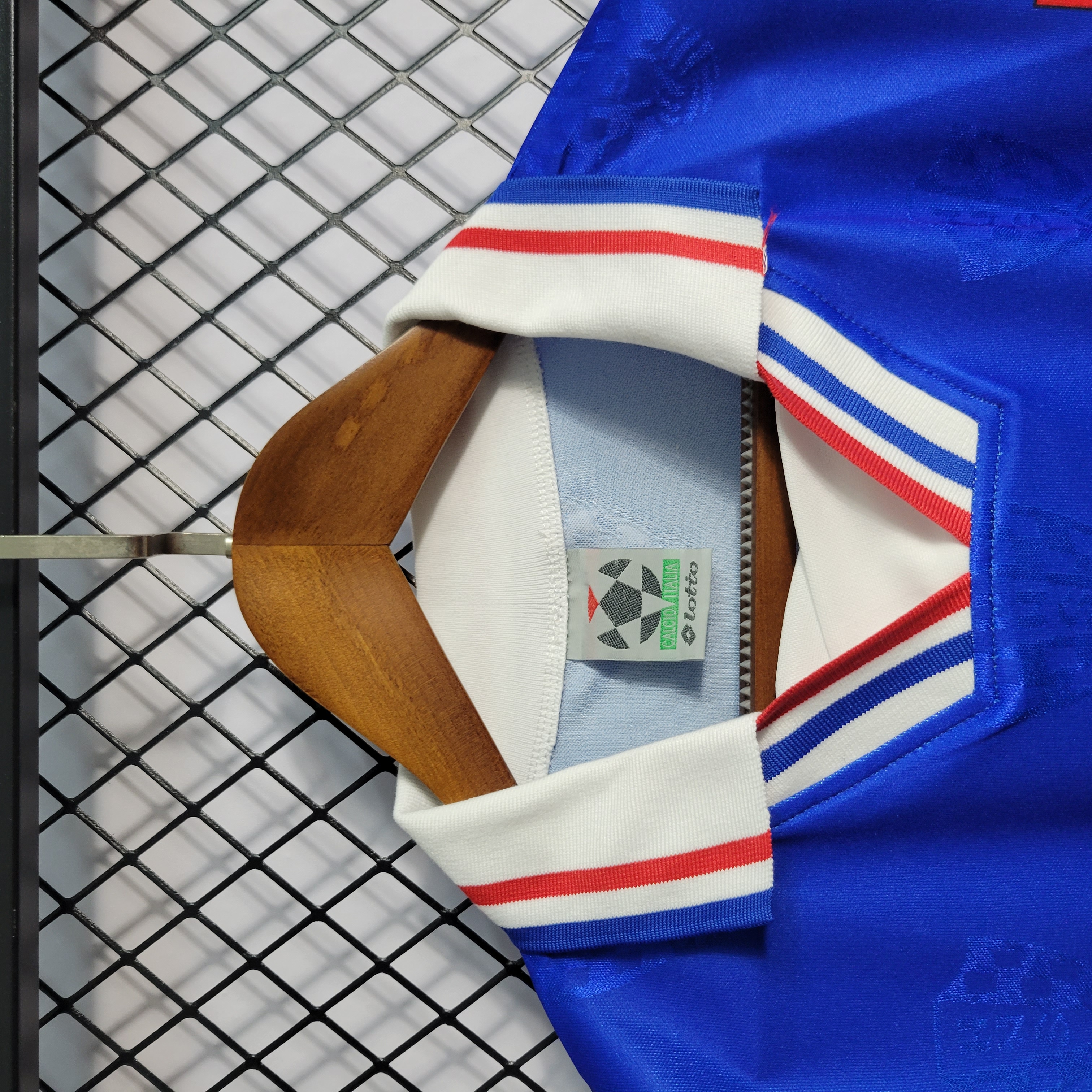 Retro Croatia 1998 Away Stadium Jersey - Unitedfutballjersey