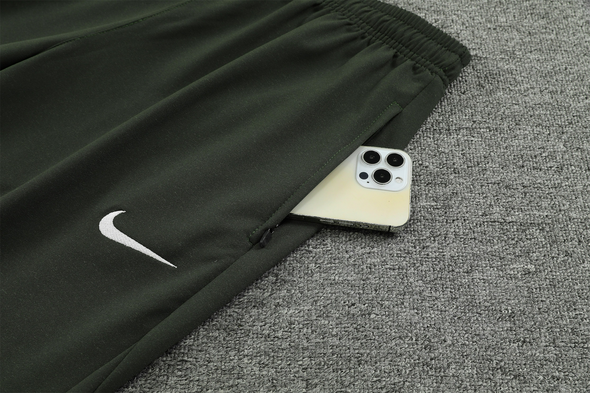 B.A.R.S.A 23-24 Men's Training Hoodie + Pants - Green - Unitedfutballjersey