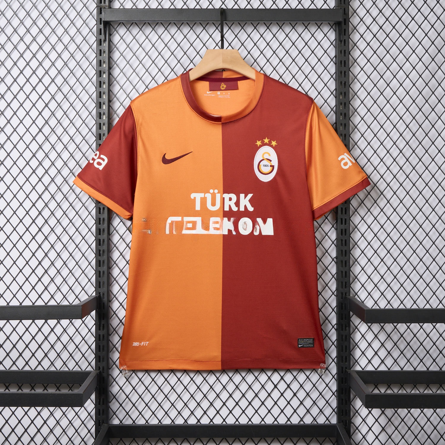 Retro Galatasaray 2013-14 Home Jersey - Unitedfutballjersey