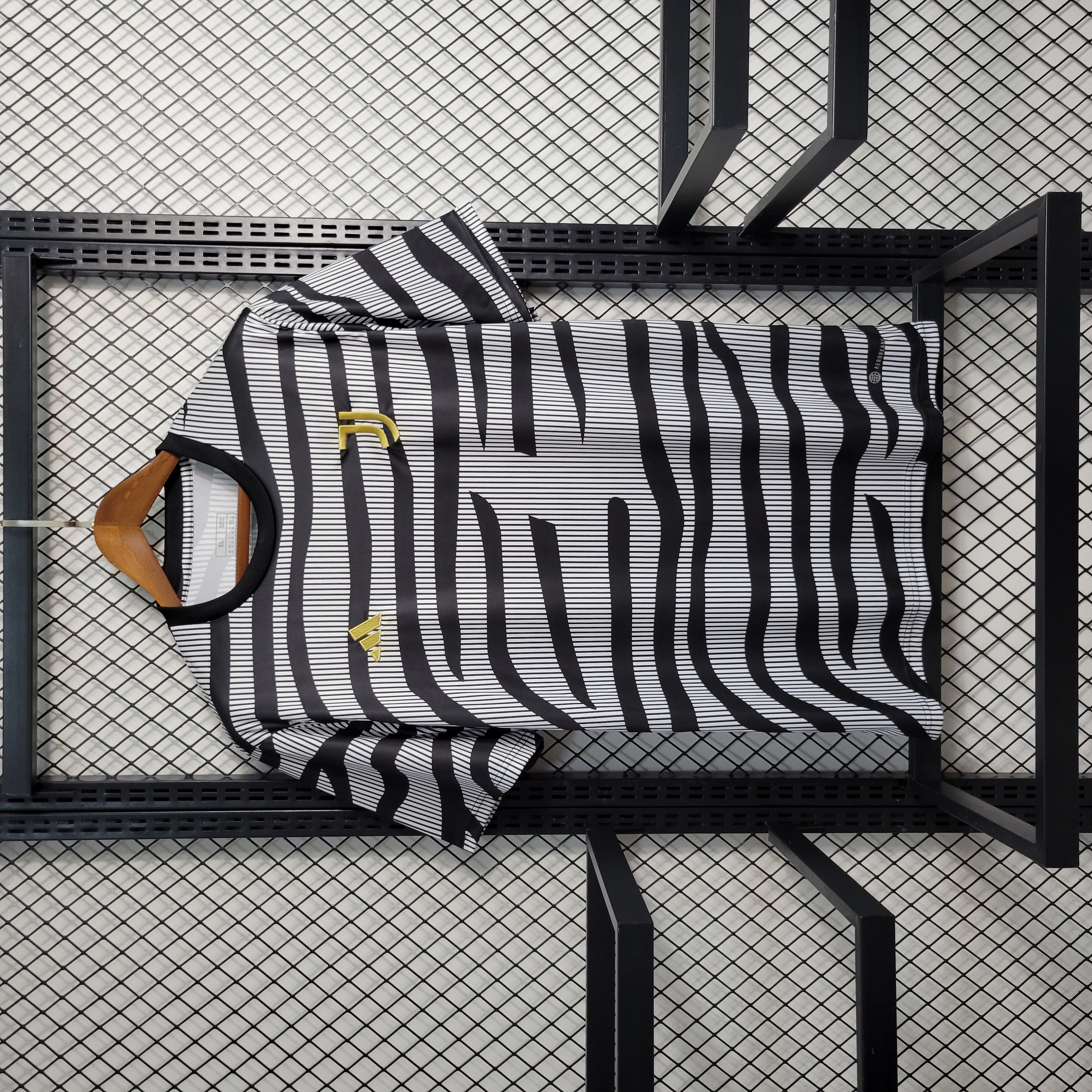 23-24 Juventus Training Jersey - Fans Version - Unitedfutballjersey