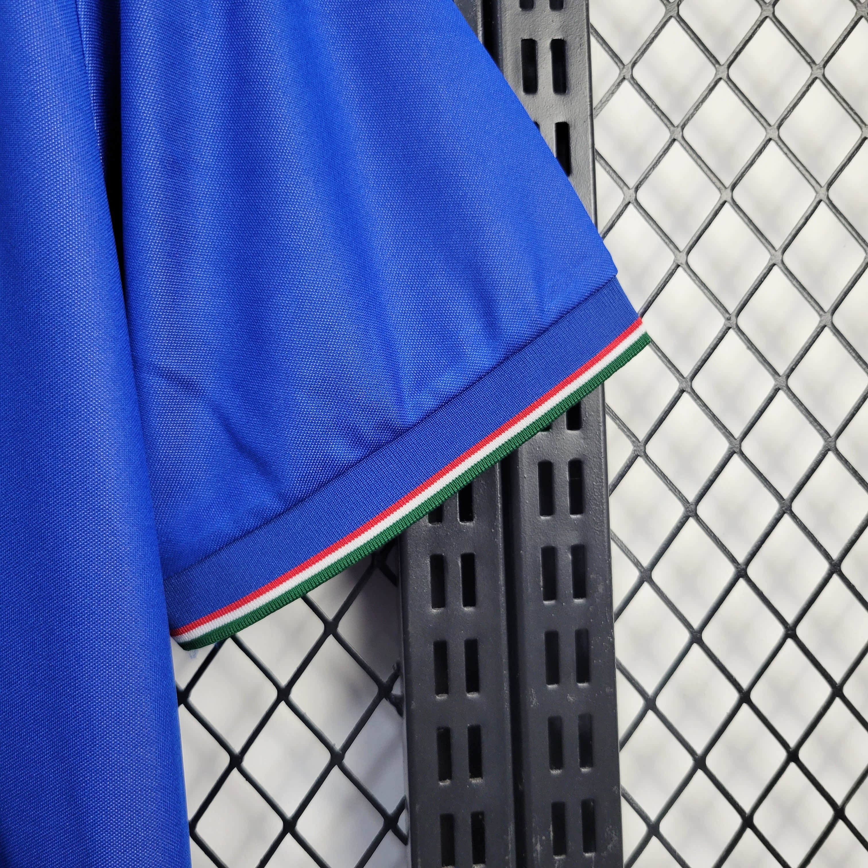Retro Italy 1990 Home Stadium Jersey - Unitedfutballjersey