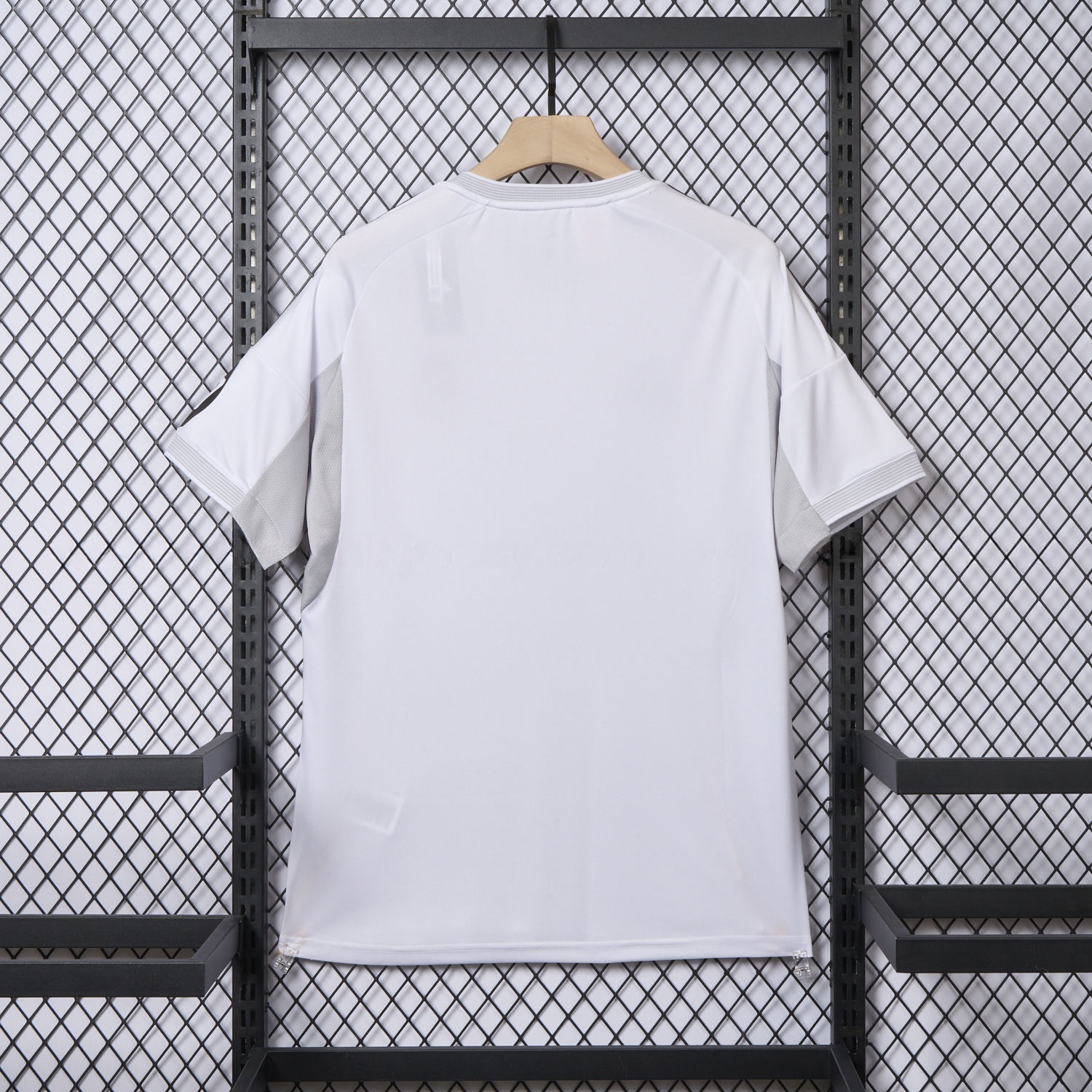 Real Madrid 25-26 Home White Jersey - Fans Version - Unitedfutballjersey