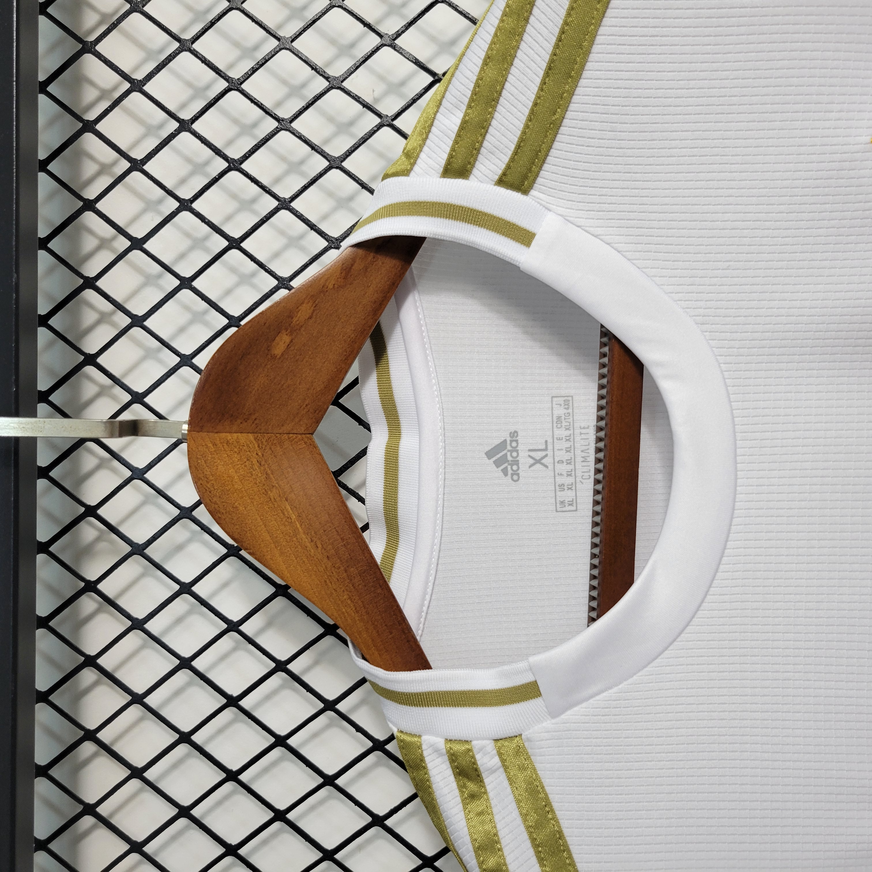 Retro Real Madrid 19-20 Home Stadium Long Sleeve Jersey - Unitedfutballjersey