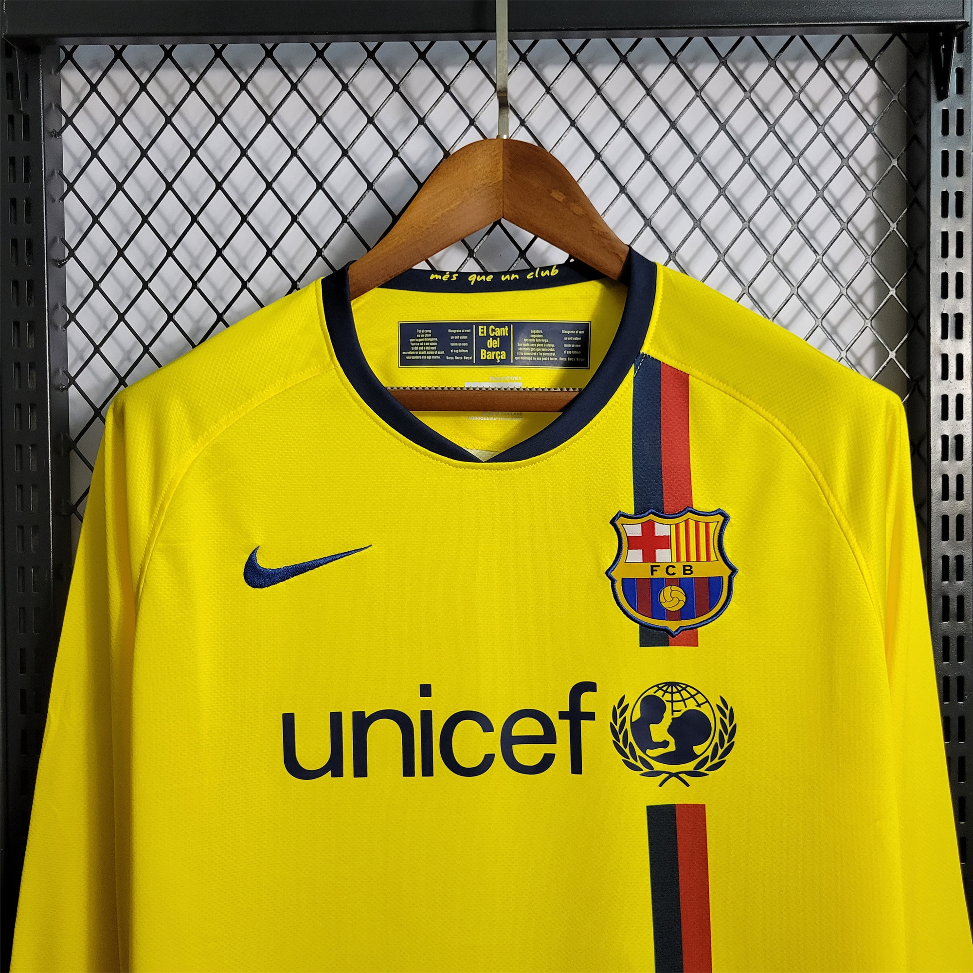 B.A.R.S.A Retro 08-09 Away Stadium Long Sleeve Jersey - Unitedfutballjersey