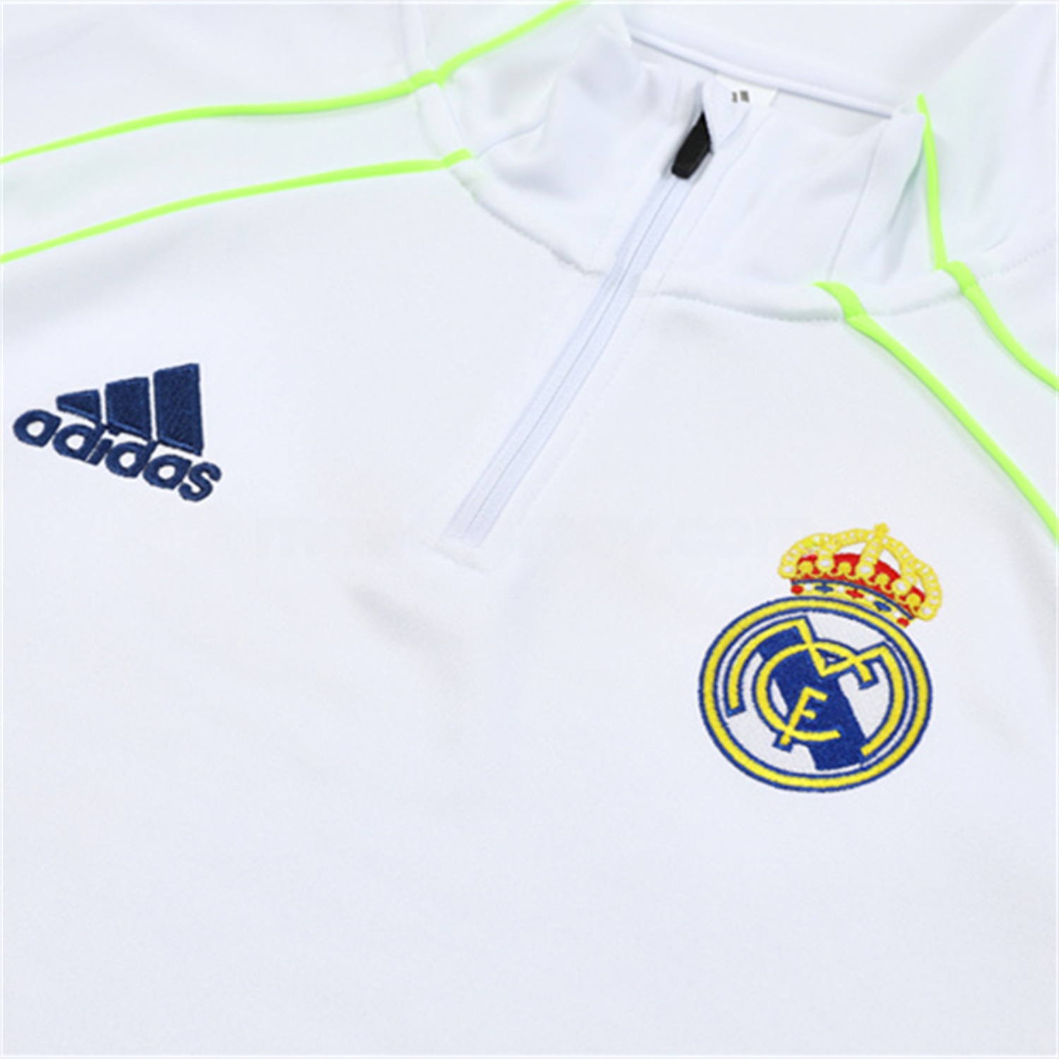 Real Madrid 25-26 Kids Long Sleeves Training Set - Green Line White Top and Blue Pants - Unitedfutballjersey