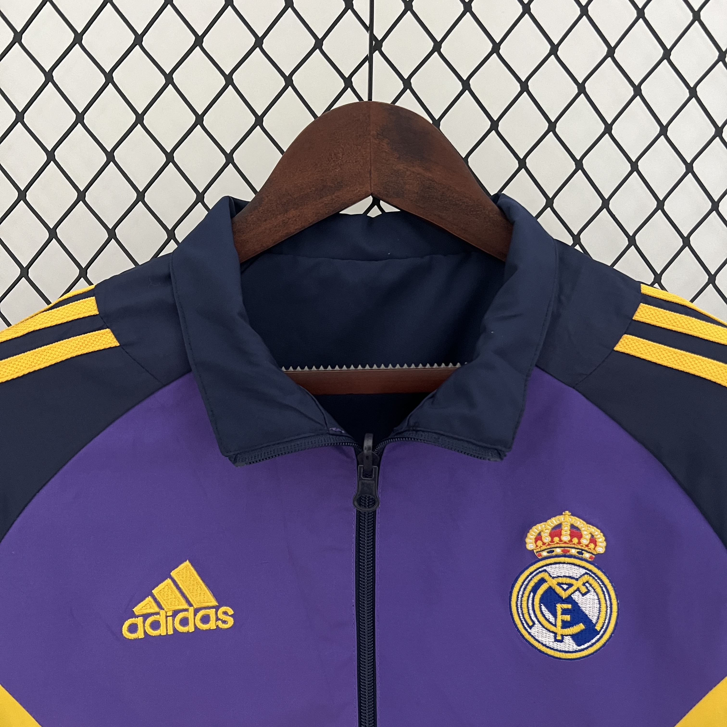 Real Madrid 23-24 Double Sided Windbreaker - Royal Blue - Unitedfutballjersey