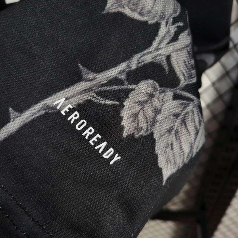 Real Madrid 23-24 Y-3 Black Special Edition Jersey - Fans Version - Unitedfutballjersey