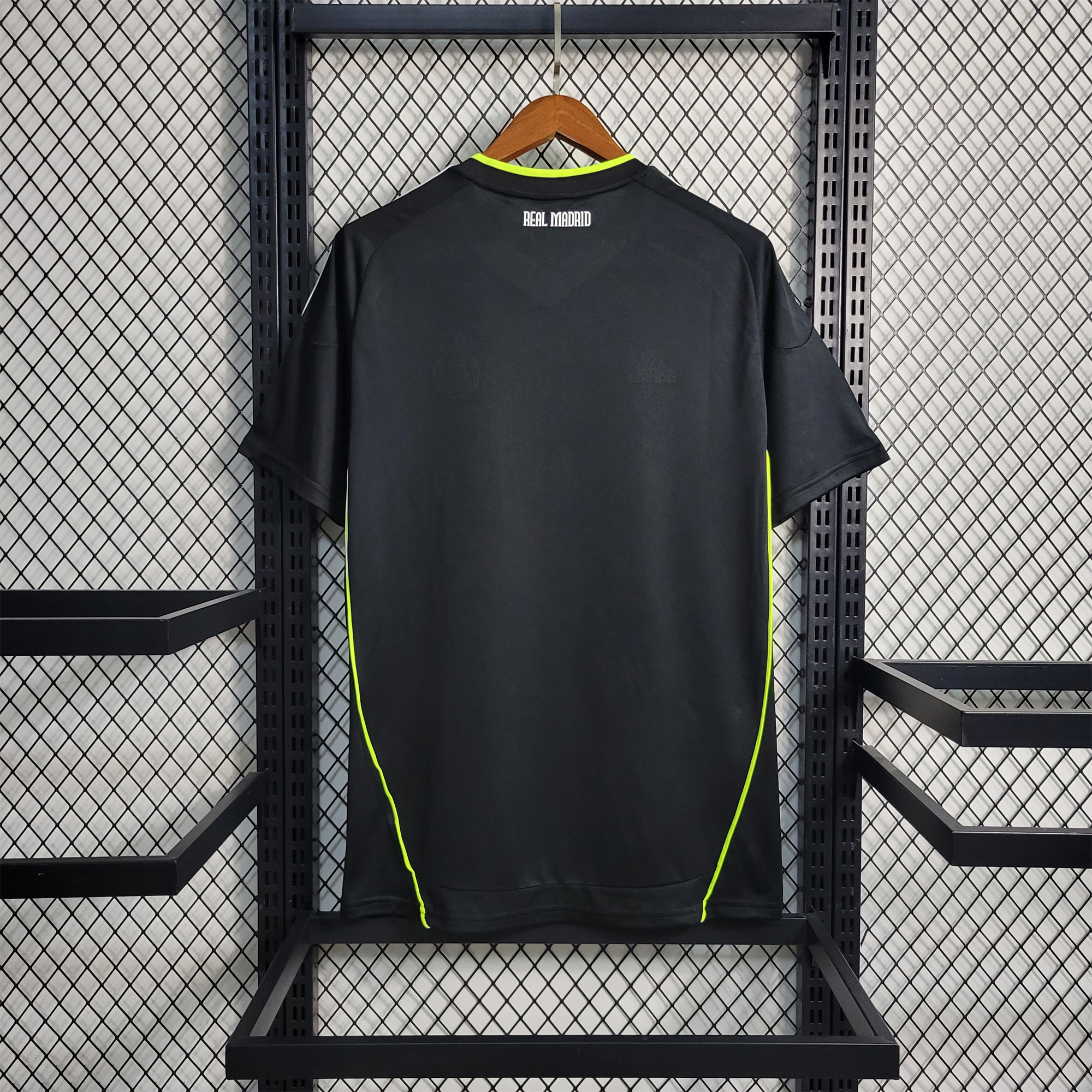 Retro Real Madrid 10-11 Away Stadium Jersey - Unitedfutballjersey