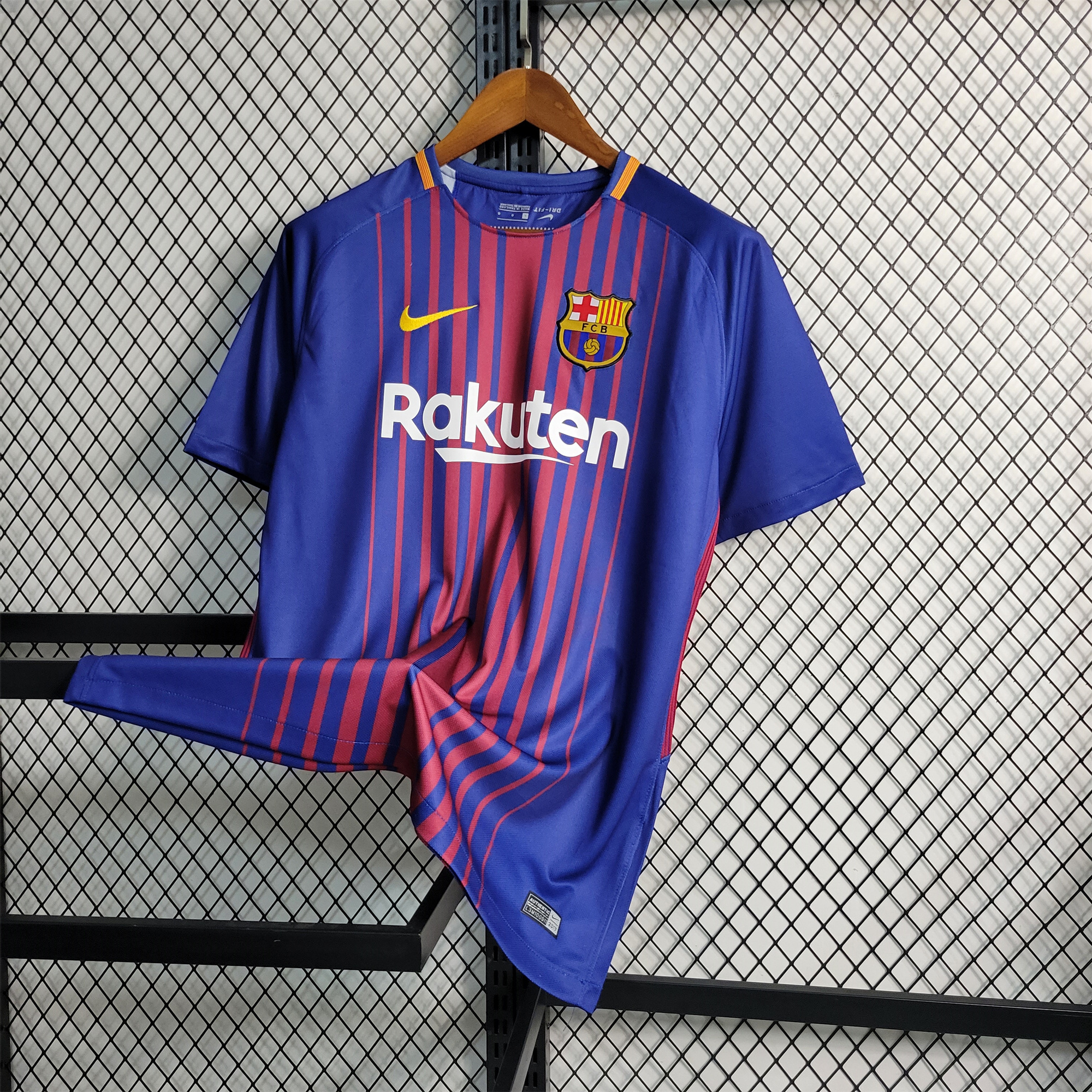 Retro Barcelona 17-18 Home Stadium Jersey - Unitedfutballjersey