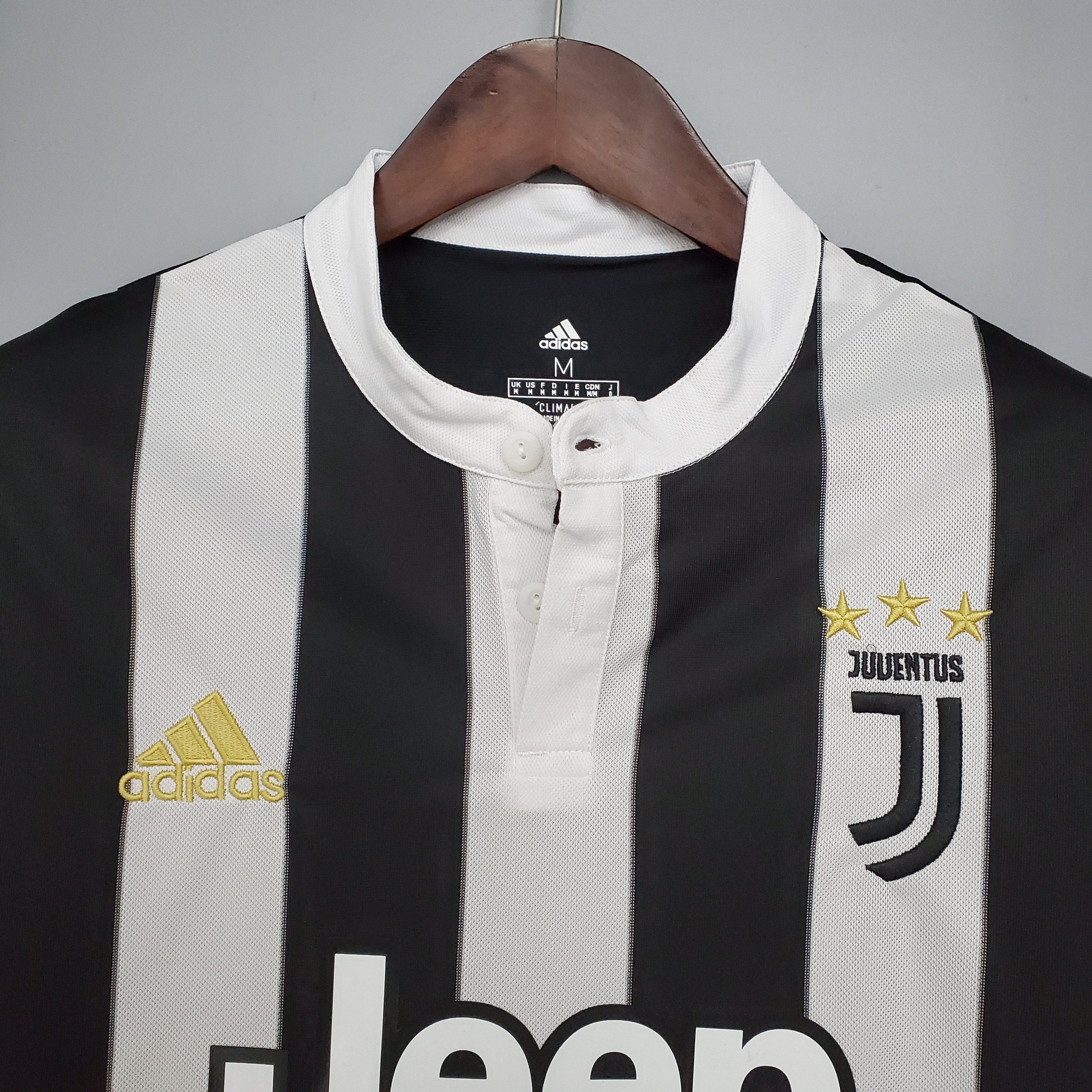 Retro Juventus 2017-18 Home Stadium Jersey - Unitedfutballjersey